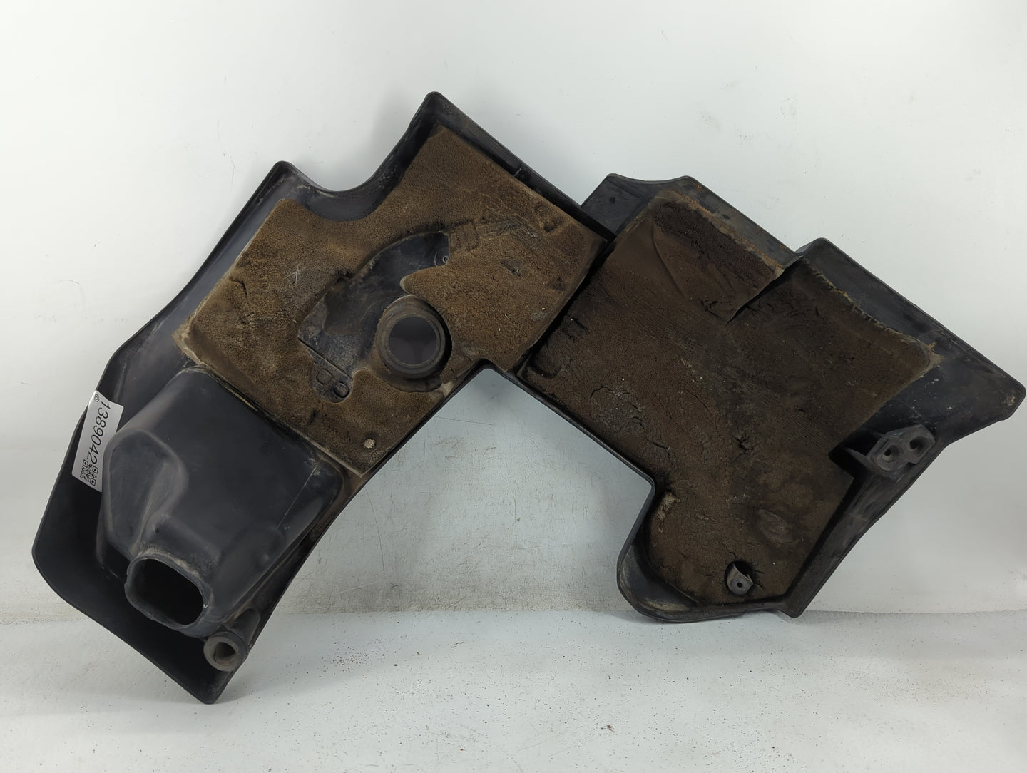 2009 Chevrolet Cobalt Engine Cover - Oemusedautoparts1.com