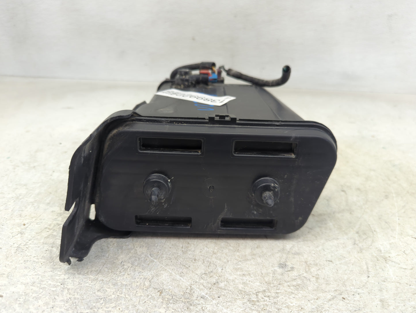2009 Chevrolet Cobalt Fuel Vapor Charcoal Canister - Oemusedautoparts1.com