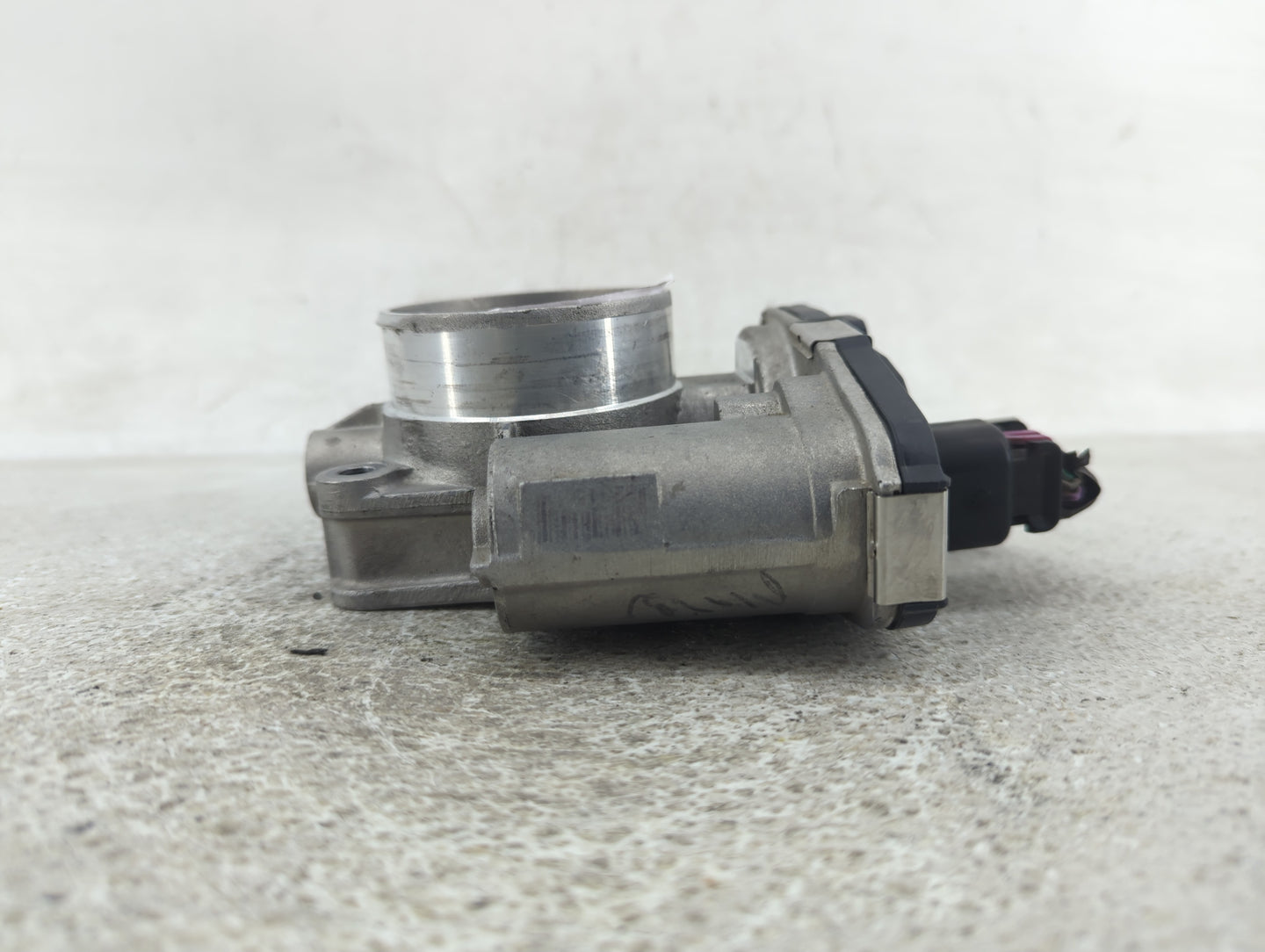 2007-2010 Chevrolet Cobalt Throttle Body Fits Fits 2007 2008 2009 2010 2011 OEM Used Auto Parts - Oemusedautoparts1.com