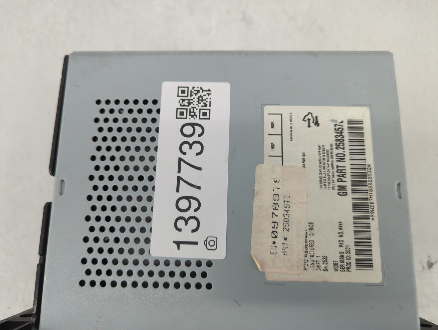 2009-2010 Chevrolet Cobalt Radio AM FM Cd Player Receiver Replacement P/N:37889BB93 Fits Fits 2009 2010 OEM Used Auto Parts 