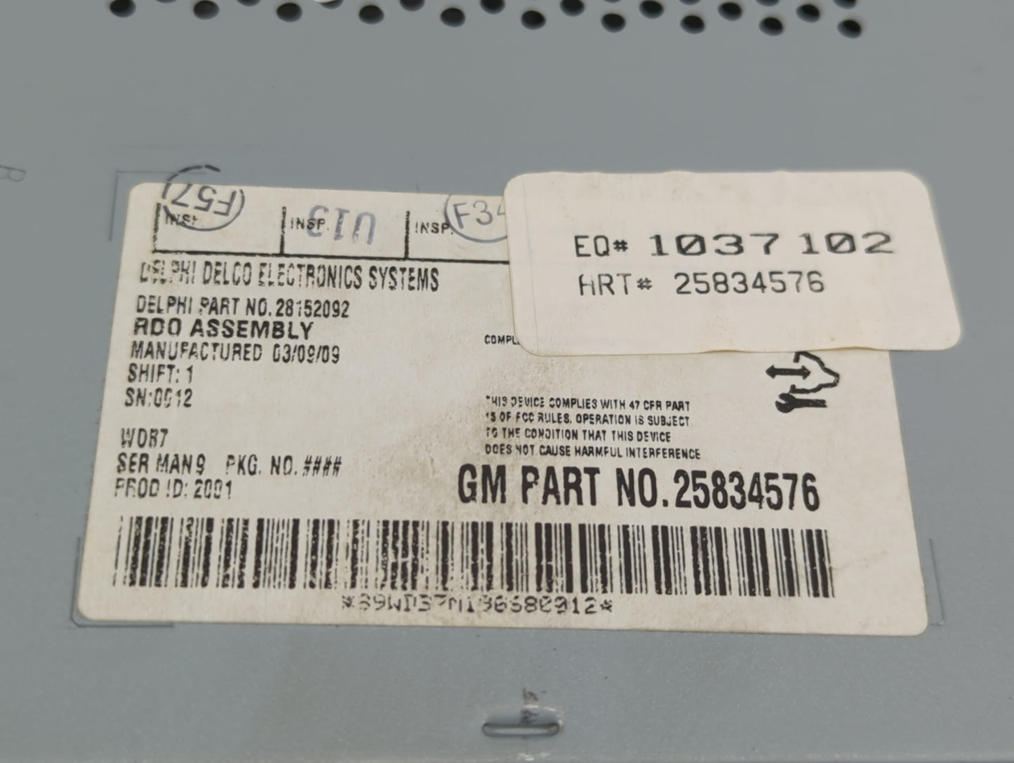 2009-2010 Chevrolet Cobalt Radio AM FM Cd Player Receiver Replacement P/N:25834576 Fits Fits 2009 2010 OEM Used Auto Parts -