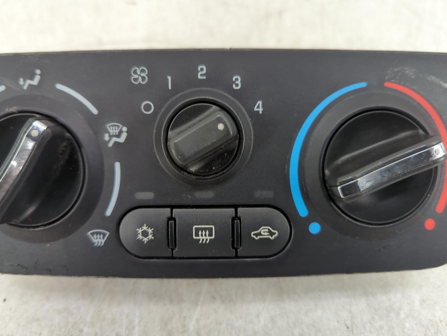 2009 Chevrolet Cobalt Climate Control Module Temperature AC/Heater Replacement P/N:15890411 Fits Fits 2016 2017 OEM Used Aut
