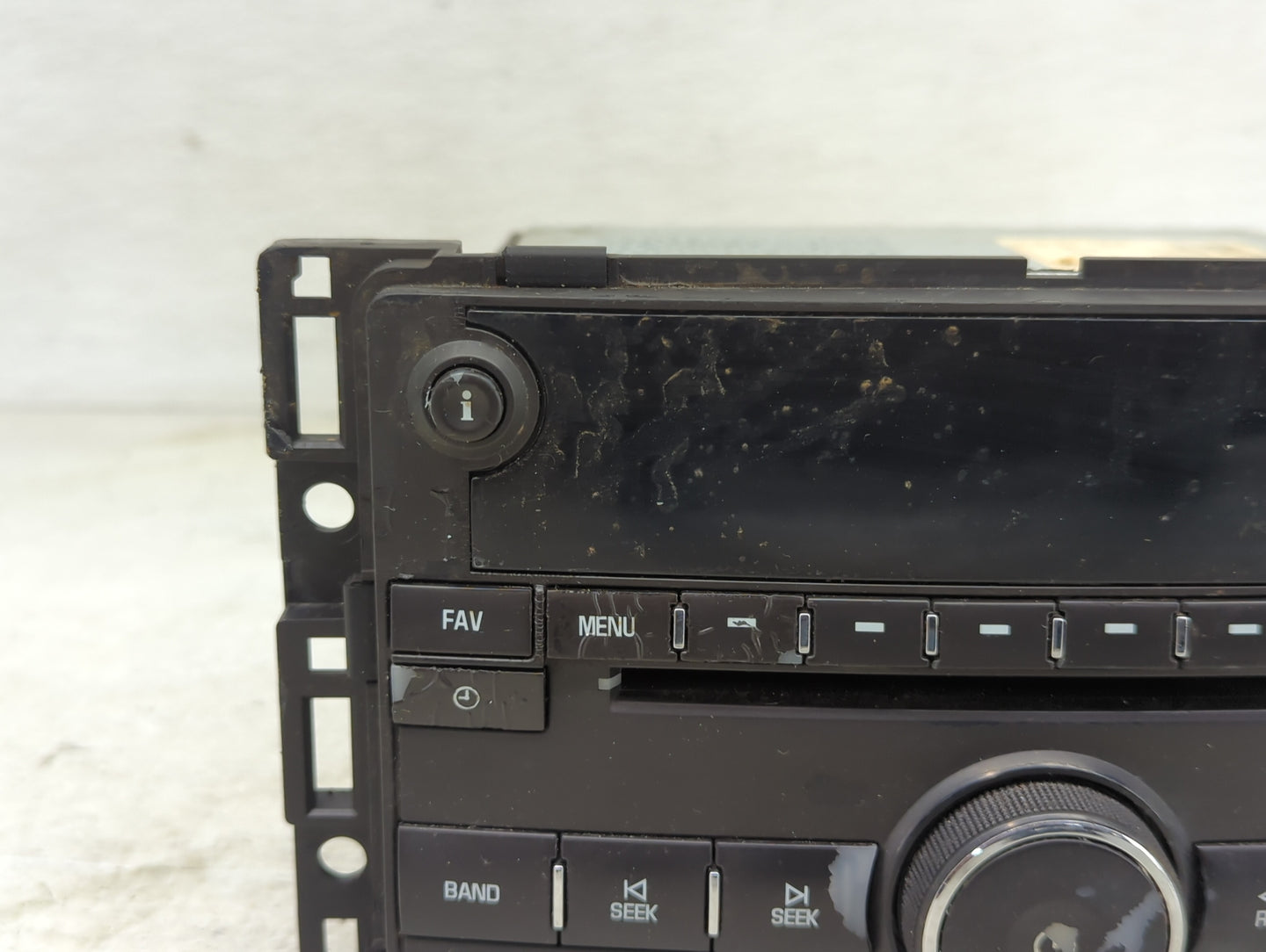 2009 Chevrolet Cobalt Radio AM FM Cd Player Receiver Replacement P/N:28152092 25834576 Fits OEM Used Auto Parts - Oemusedaut