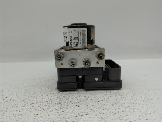 2009-2010 Chevrolet Cobalt ABS Pump Control Module Replacement P/N:20764050 20764051 Fits Fits 2009 2010 OEM Used Auto Parts