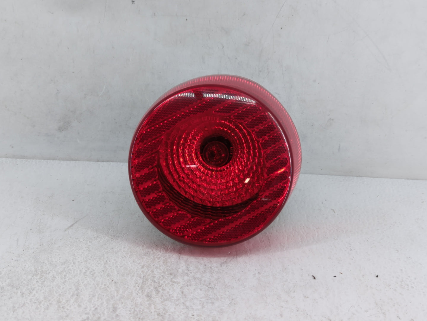 2005-2010 Chevrolet Cobalt Tail Light Assembly Passenger Right OEM P/N:15797856 16532532 A Fits Fits 2005 2006 2007 2008 200