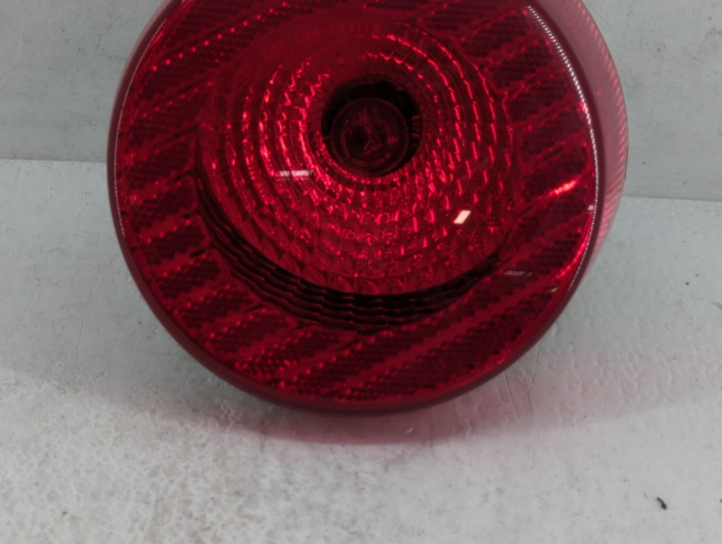 2005-2010 Chevrolet Cobalt Tail Light Assembly Passenger Right OEM P/N:15797856 16532532 A Fits Fits 2005 2006 2007 2008 200