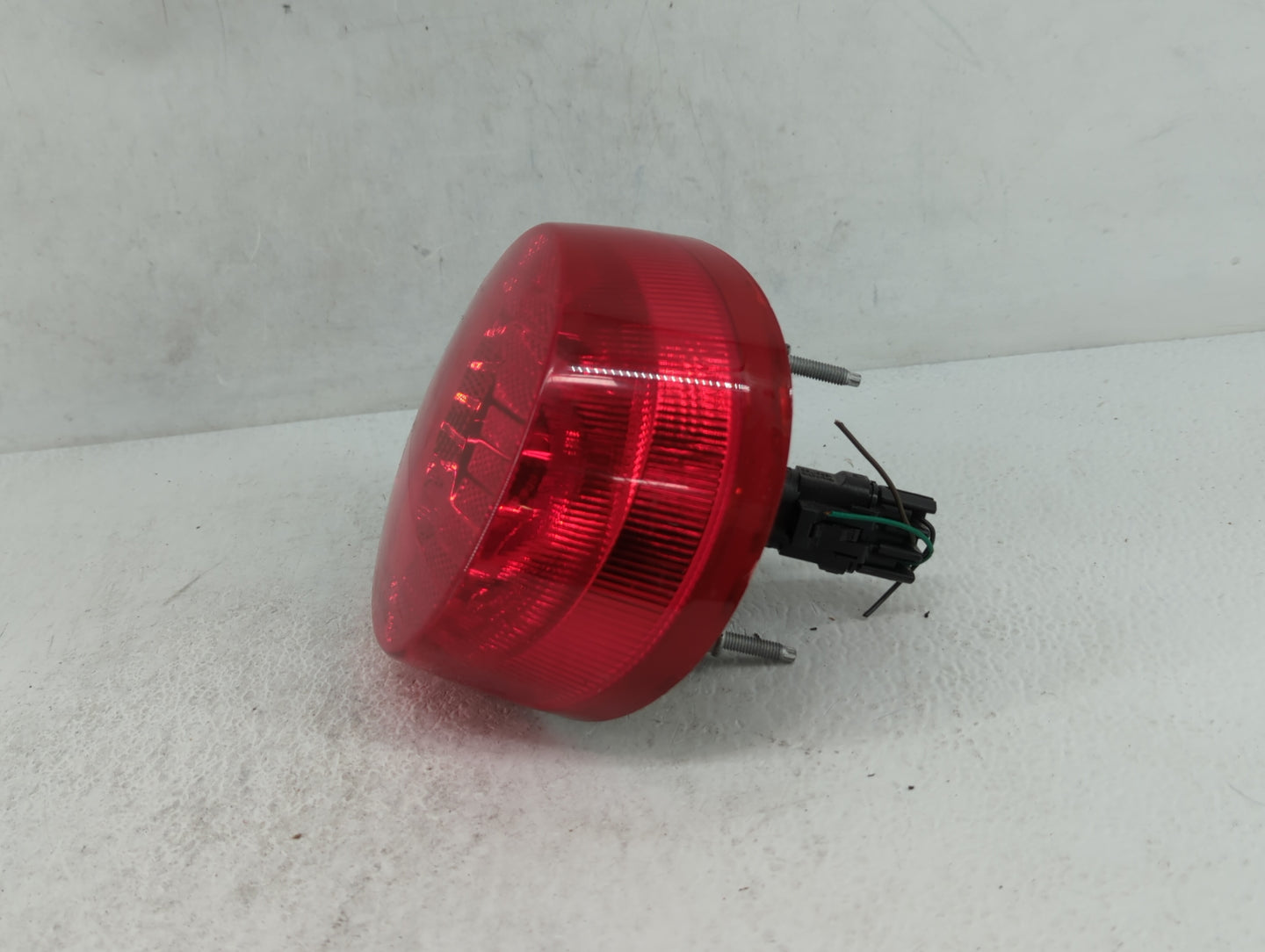 2005-2010 Chevrolet Cobalt Tail Light Assembly Passenger Right OEM P/N:15797856 16532532 A Fits Fits 2005 2006 2007 2008 200