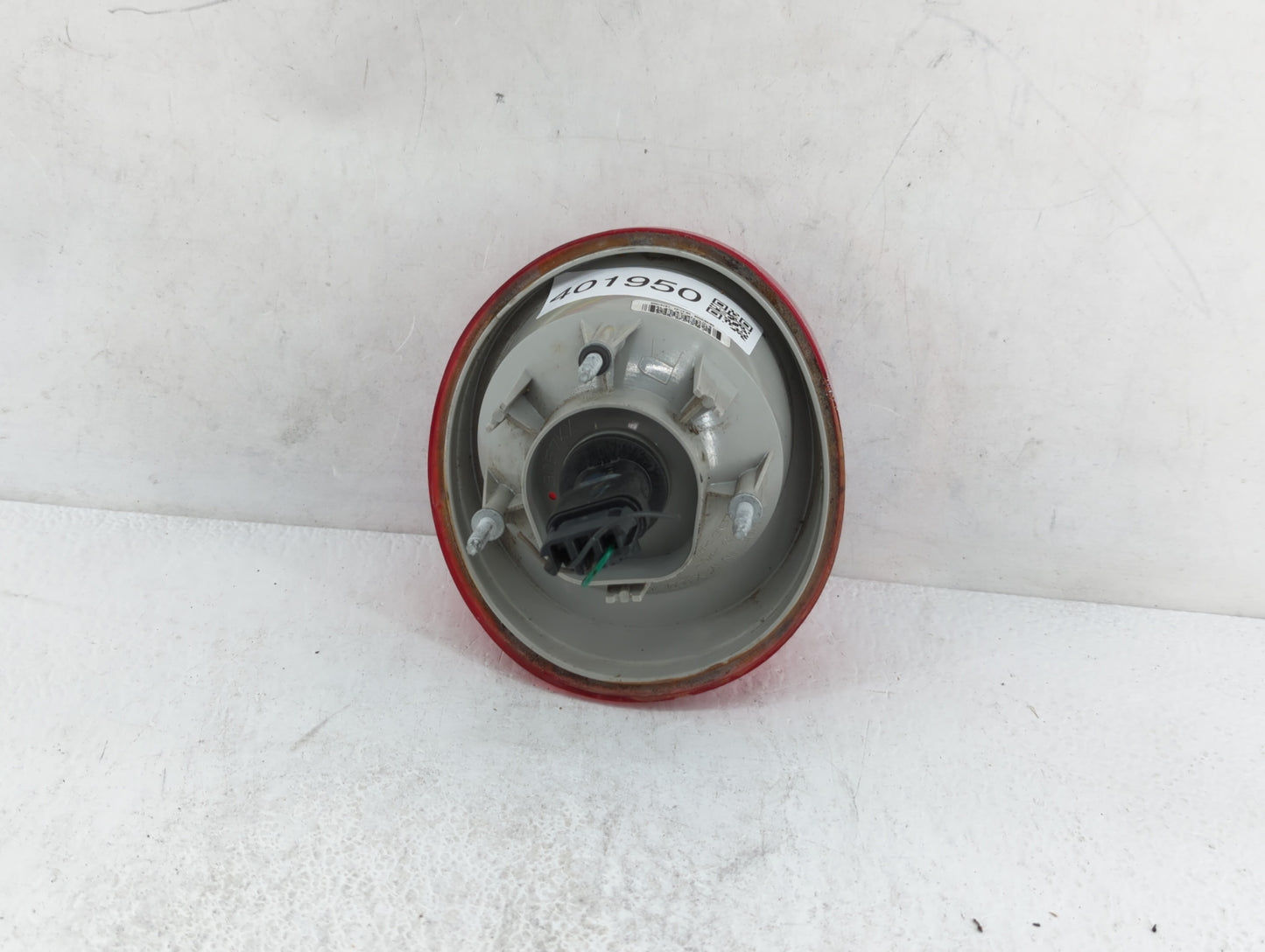 2005-2010 Chevrolet Cobalt Tail Light Assembly Passenger Right OEM P/N:15797856 16532532 A Fits Fits 2005 2006 2007 2008 200