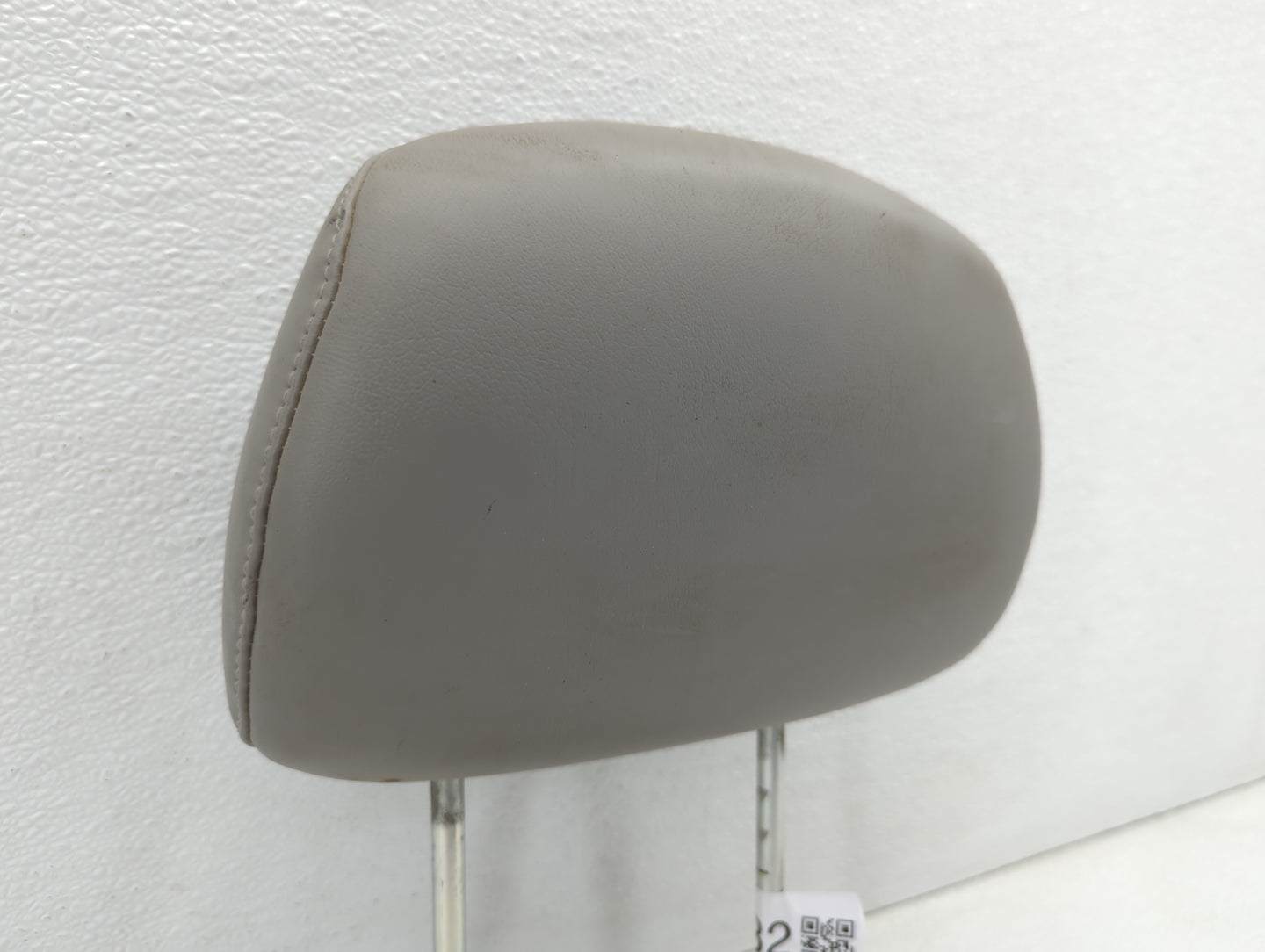2006-2010 Chevrolet Cobalt Headrest Head Rest Rear Seat Grey - Oemusedautoparts1.com