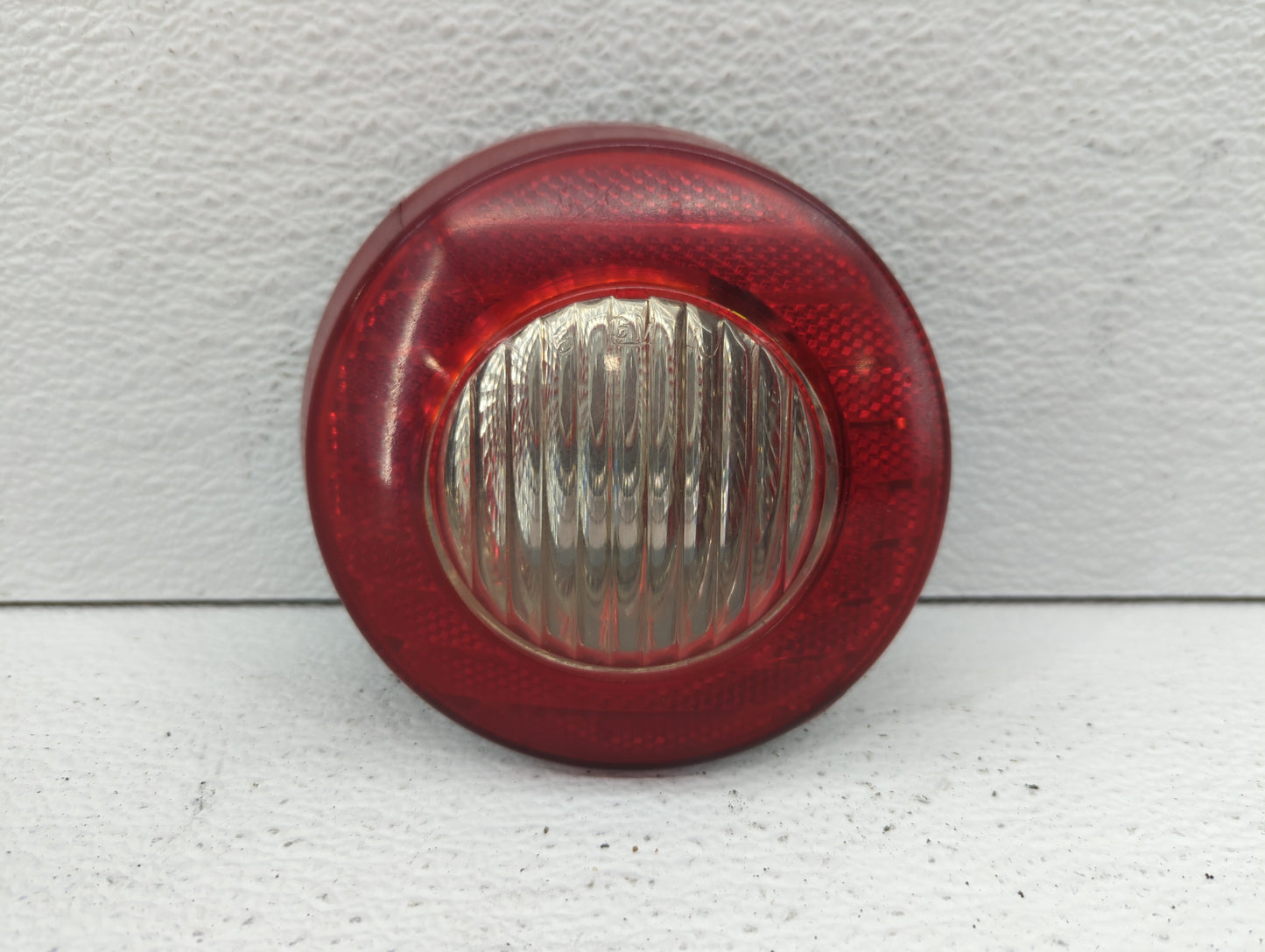 2005-2010 Chevrolet Cobalt Tail Light Assembly Passenger Right OEM P/N:15874974 16532542 Fits Fits 2005 2006 2007 2008 2009 