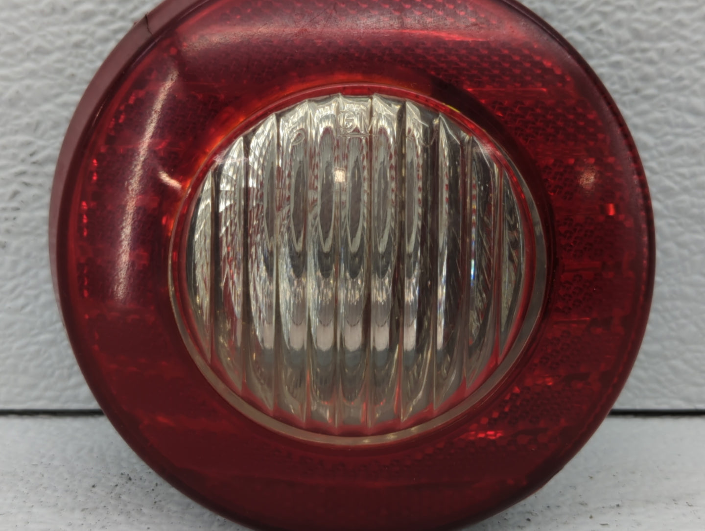 2005-2010 Chevrolet Cobalt Tail Light Assembly Passenger Right OEM P/N:15874974 16532542 Fits Fits 2005 2006 2007 2008 2009 