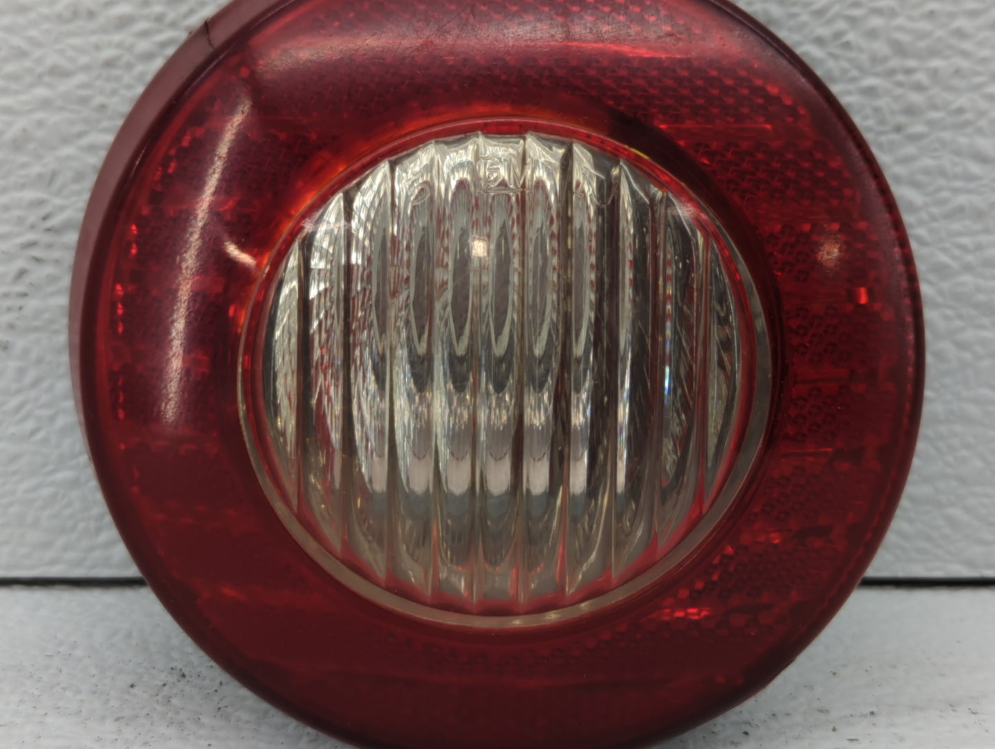 2005-2010 Chevrolet Cobalt Tail Light Assembly Passenger Right OEM P/N:15874974 16532542 Fits Fits 2005 2006 2007 2008 2009 
