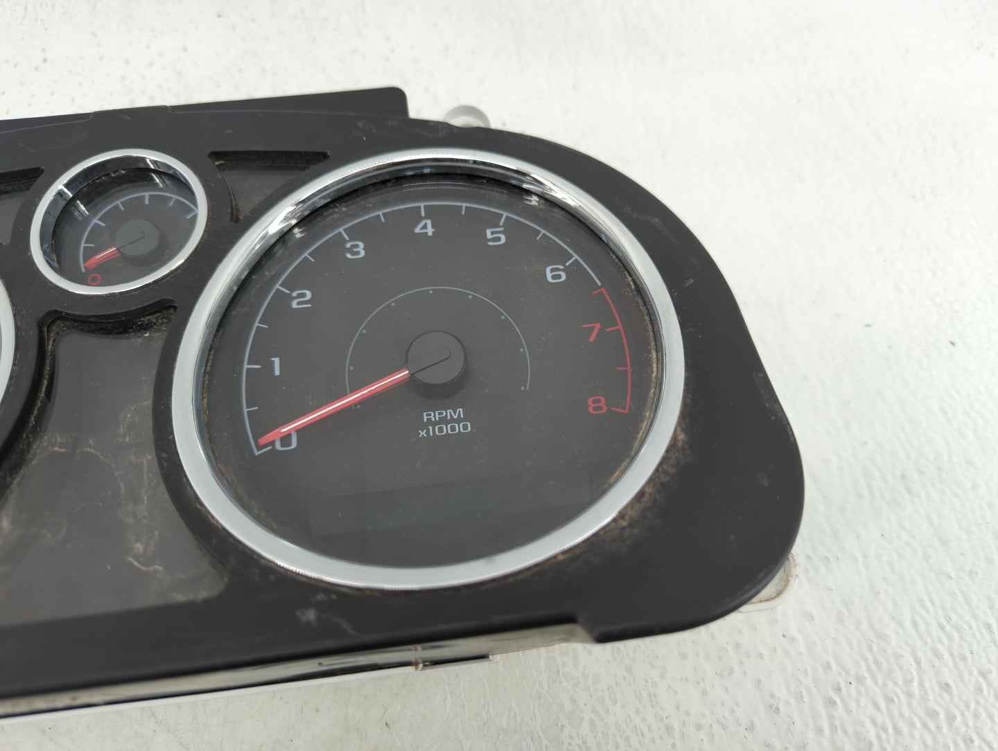 2008-2010 Chevrolet Cobalt Instrument Cluster Speedometer Gauges P/N:15908167 Fits Fits 2008 2009 2010 OEM Used Auto Parts -
