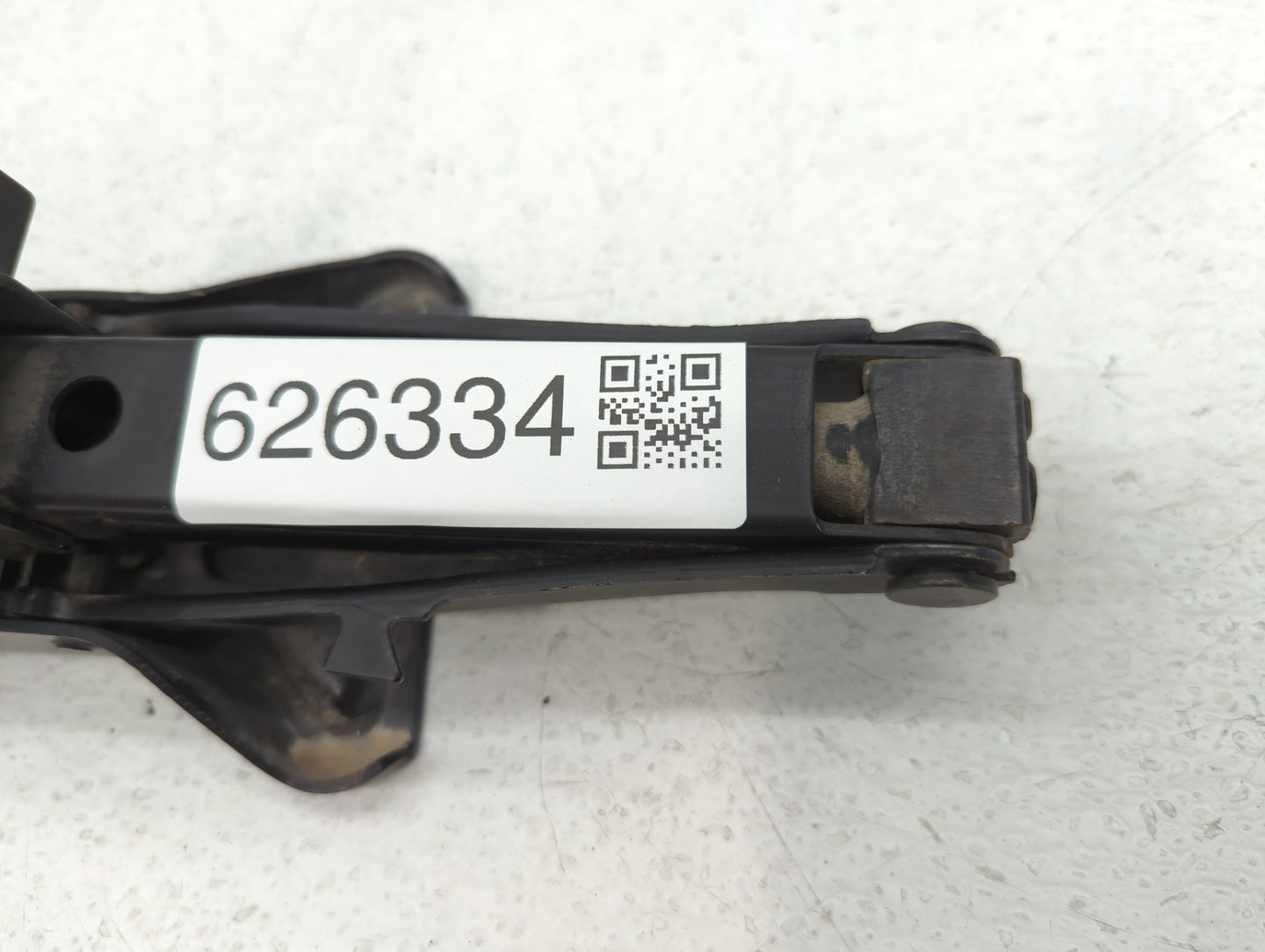 2009 Chevrolet Cobalt Spare Scissor Car Jack 626334 - Oemusedautoparts1.com