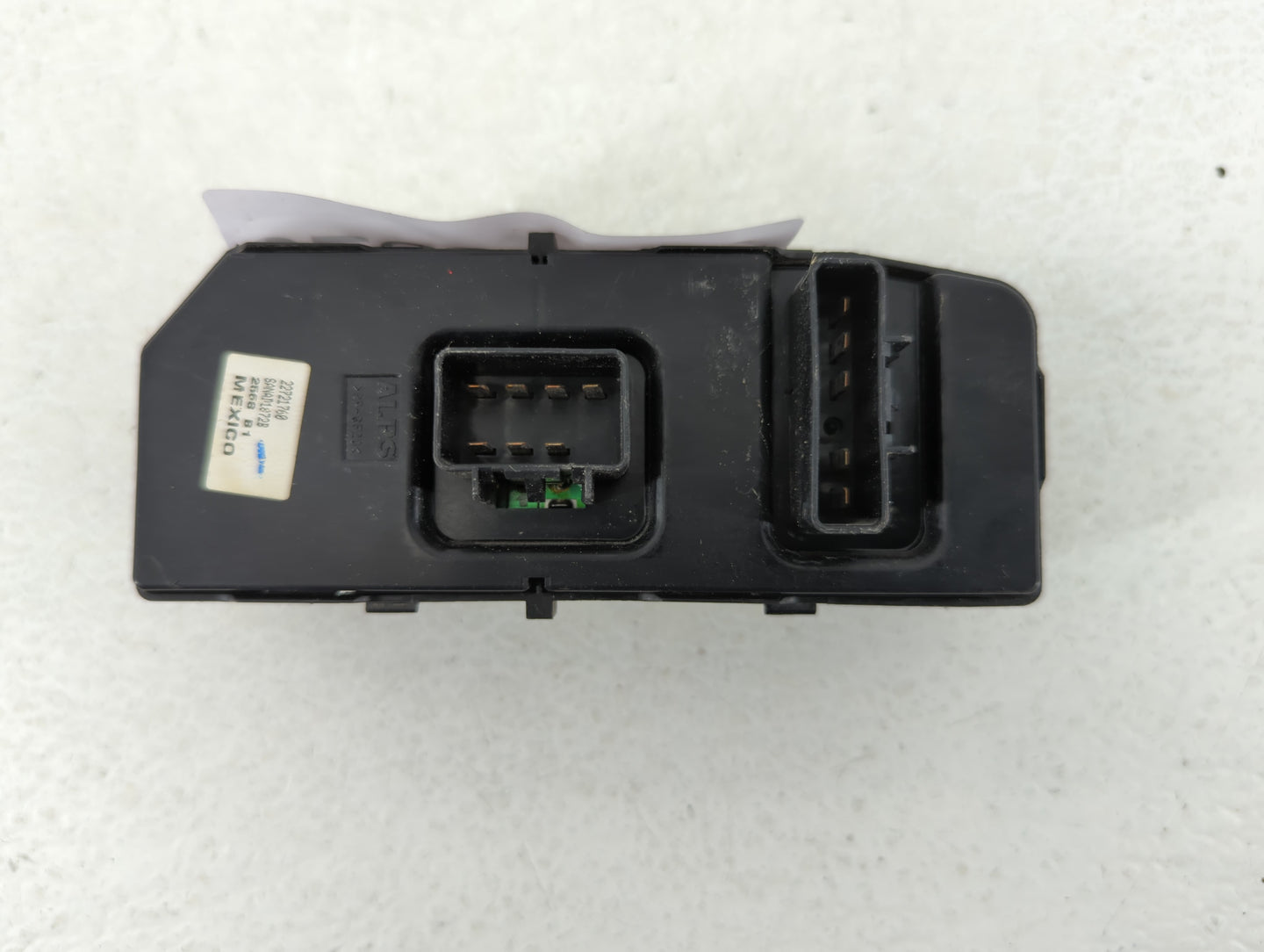 2005-2010 Chevrolet Cobalt Master Power Window Switch Replacement Driver Side Left P/N:22721760 Fits OEM Used Auto Parts - O