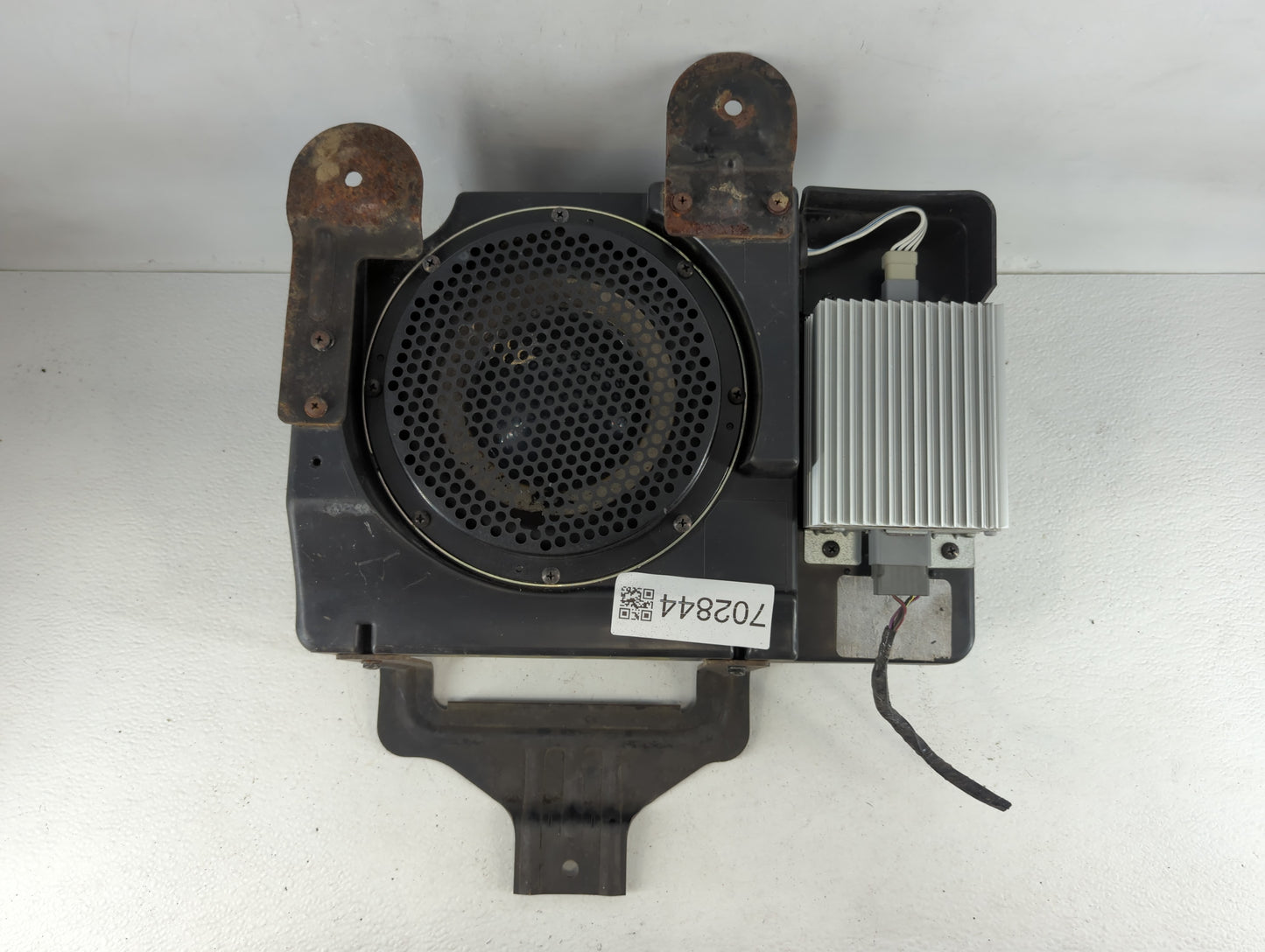 2009 Chevrolet Cobalt Radio Speaker Amplifier G245f9981895 - Oemusedautoparts1.com