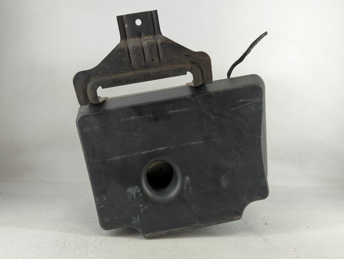 2009 Chevrolet Cobalt Radio Speaker Amplifier G245f9981895 - Oemusedautoparts1.com