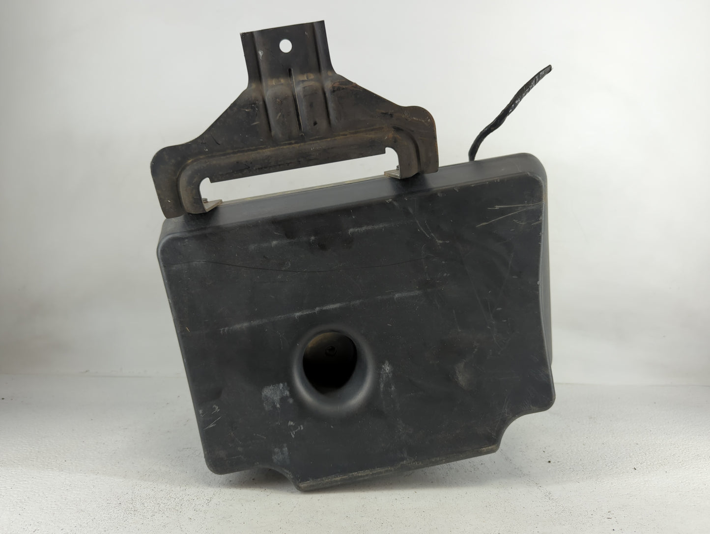 2009 Chevrolet Cobalt Radio Speaker Amplifier G245f9981895 - Oemusedautoparts1.com