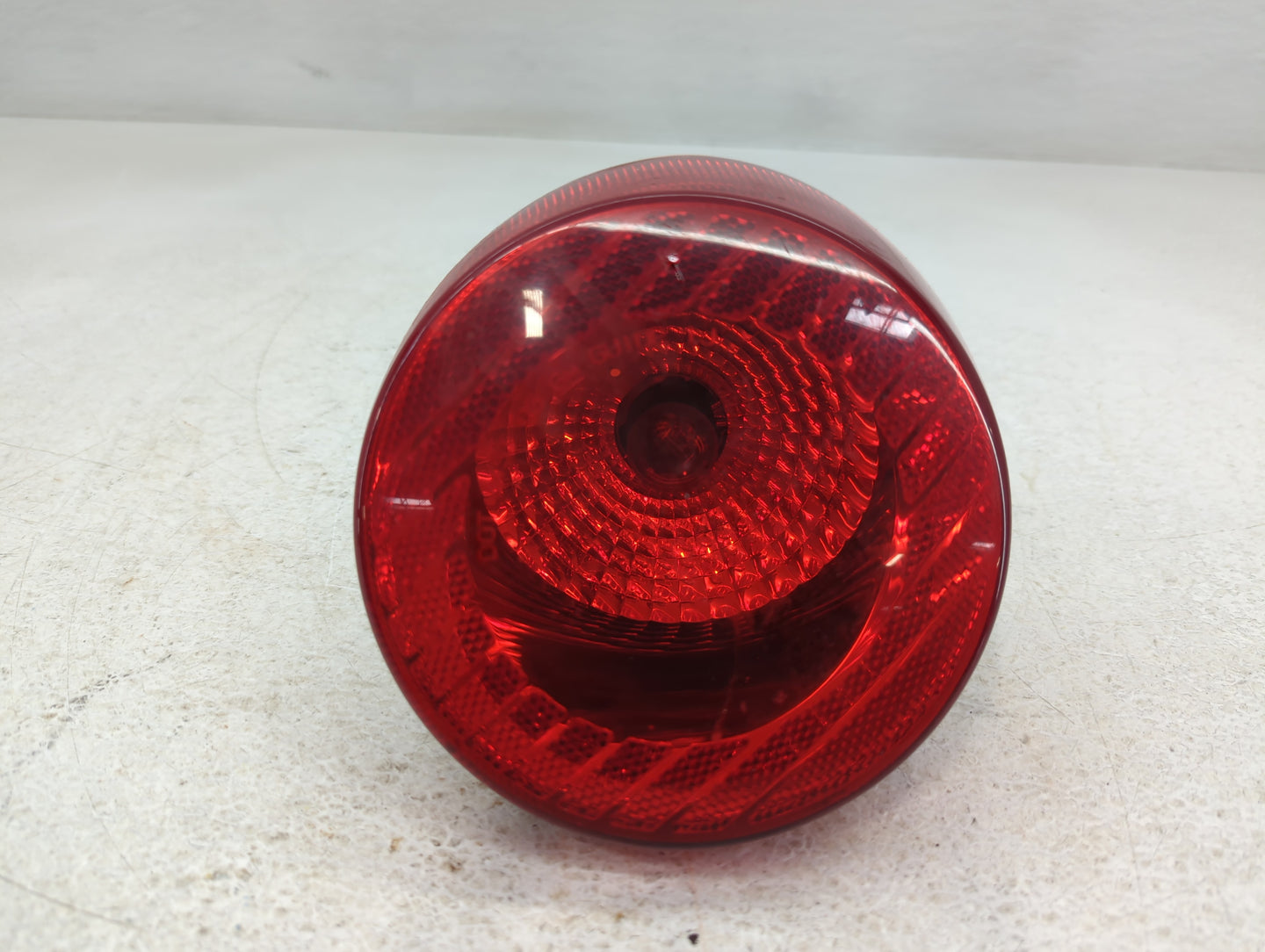 2005-2010 Chevrolet Cobalt Tail Light Assembly Passenger Right OEM P/N:15797856 Fits Fits 2005 2006 2007 2008 2009 2010 OEM 