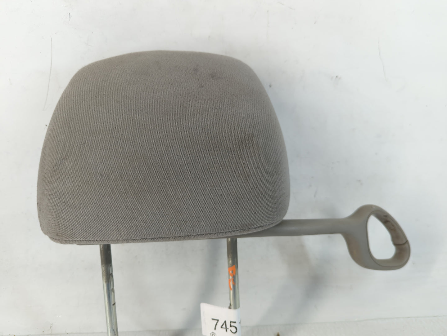 2006-2010 Chevrolet Cobalt Headrest Head Rest Front Driver Passenger Seat Fits Fits 2006 2007 2008 2009 2010 OEM Used Auto P