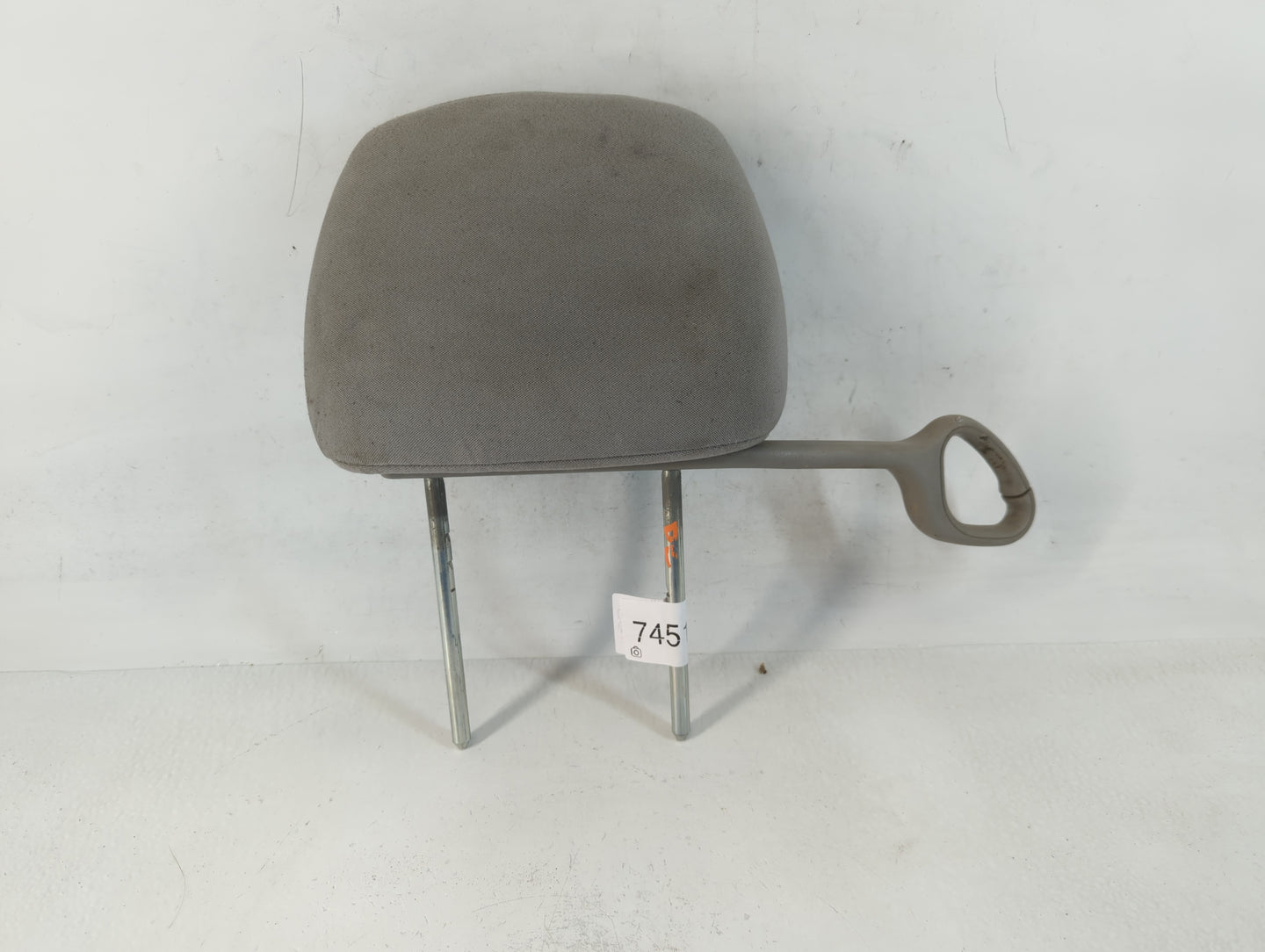 2006-2010 Chevrolet Cobalt Headrest Head Rest Front Driver Passenger Seat Fits Fits 2006 2007 2008 2009 2010 OEM Used Auto P
