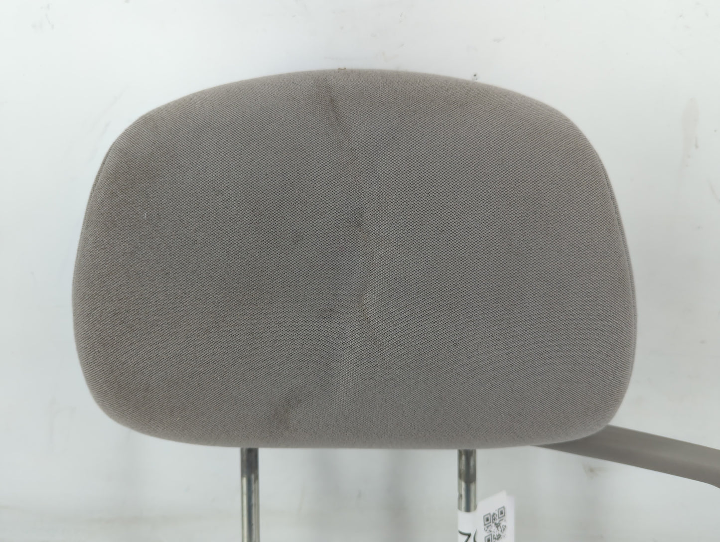 2006-2009 Chevrolet Cobalt Headrest Head Rest Front Driver Passenger Seat Fits Fits 2006 2007 2008 2009 OEM Used Auto Parts 