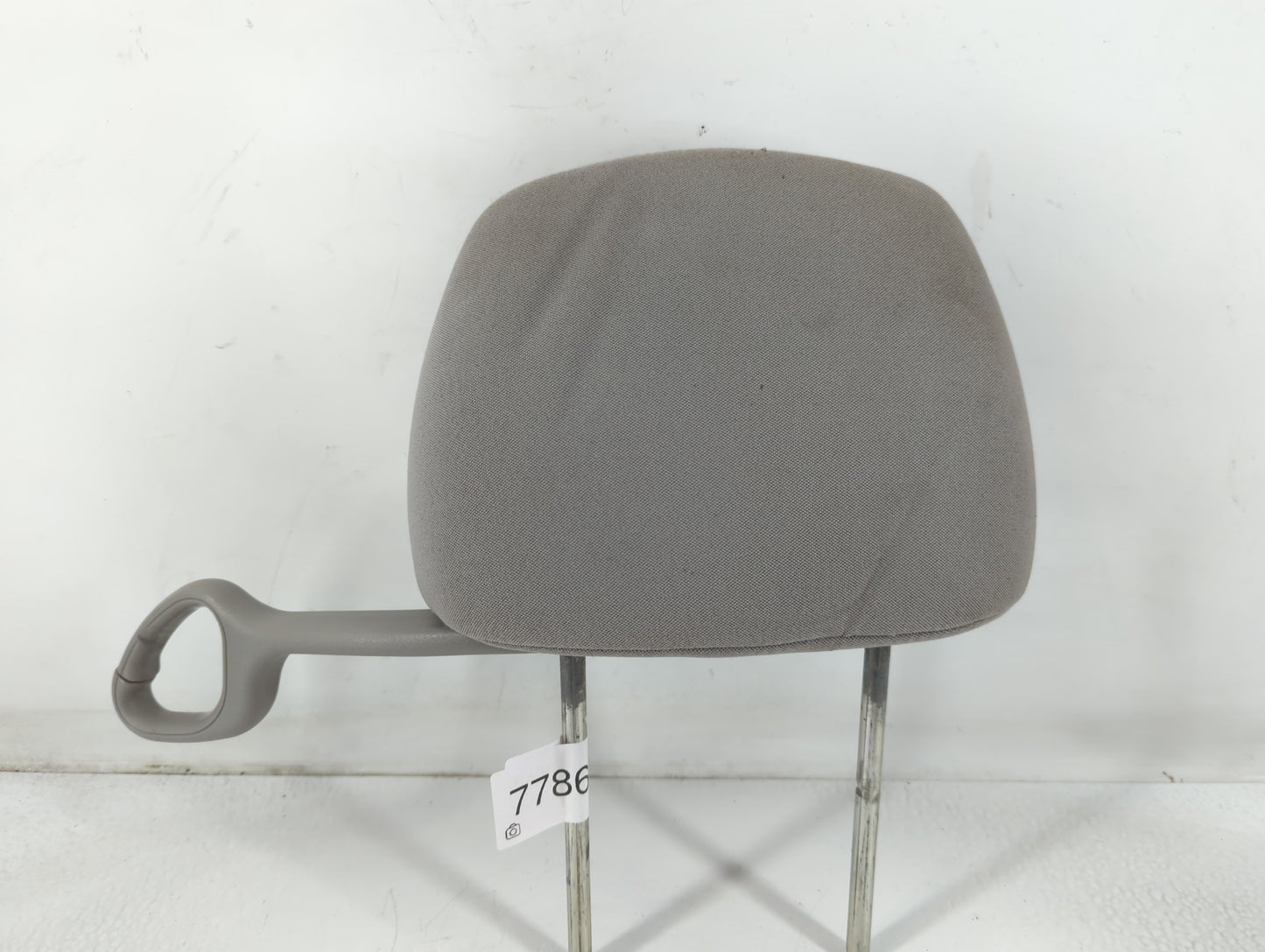 2006-2009 Chevrolet Cobalt Headrest Head Rest Front Driver Passenger Seat Fits Fits 2006 2007 2008 2009 OEM Used Auto Parts 