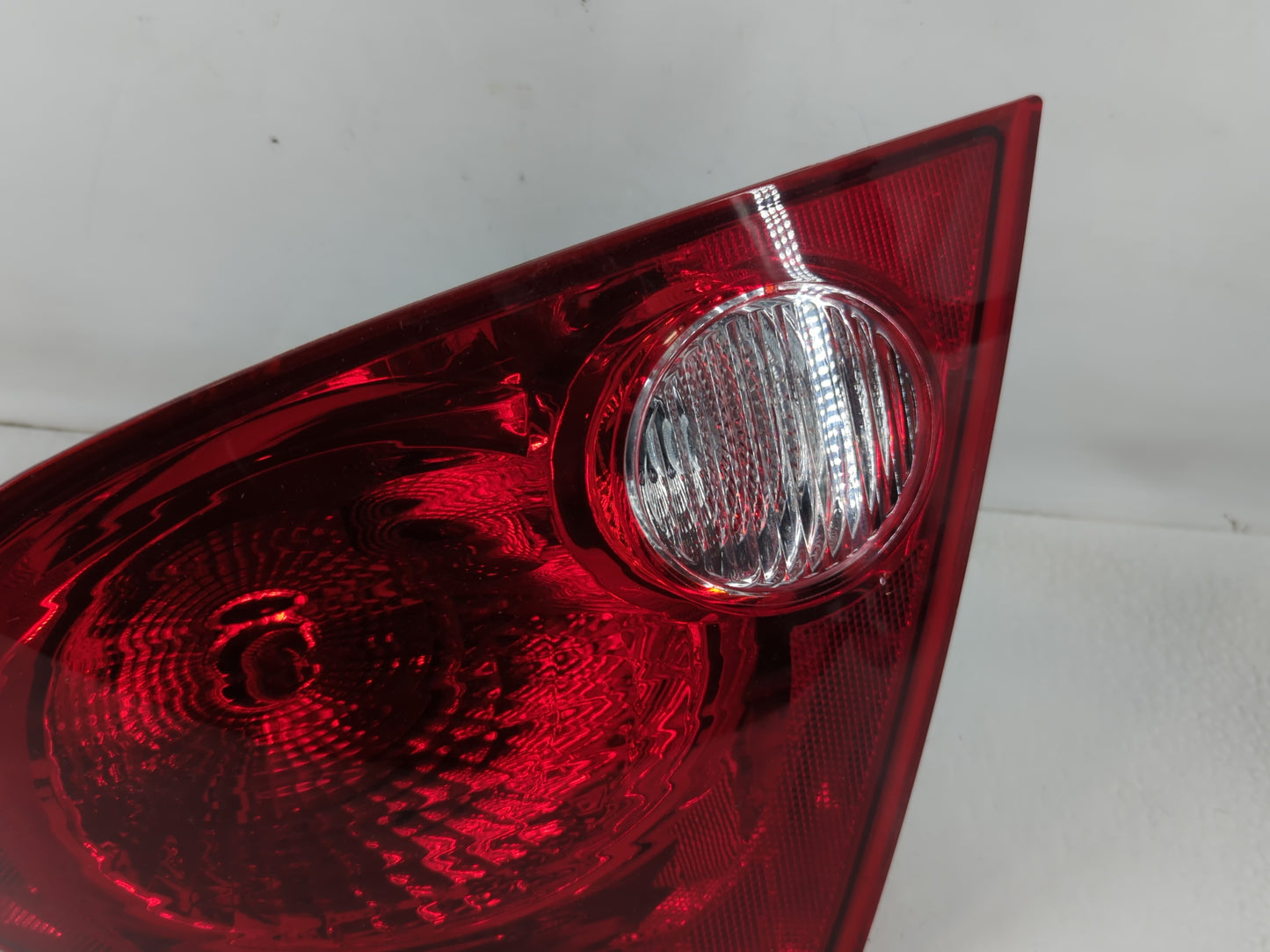 2005-2010 Chevrolet Cobalt Tail Light Assembly Passenger Right OEM Fits Fits 2005 2006 2007 2008 2009 2010 OEM Used Auto Par