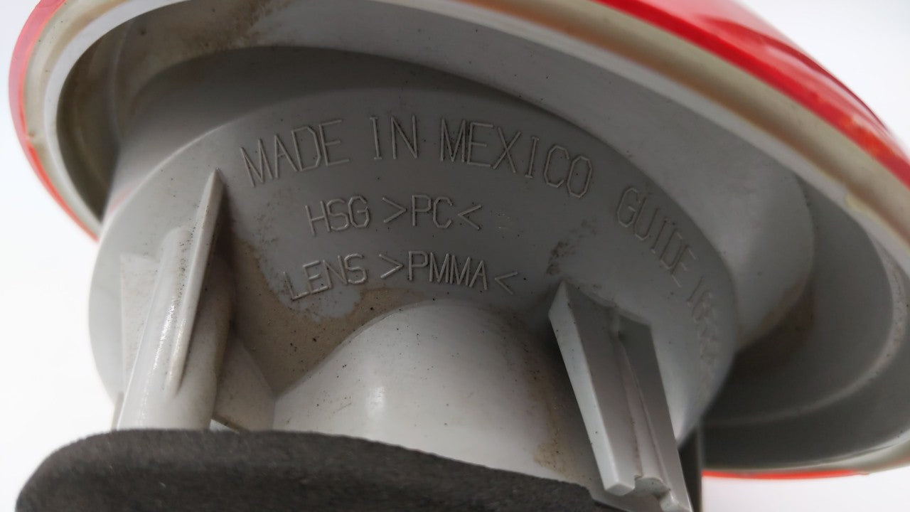 2009 Chevrolet Cobalt Tail Light Assembly Passenger Right OEM P/N:25998288 Fits Fits 2005 2006 2007 2008 2010 OEM Used Auto 