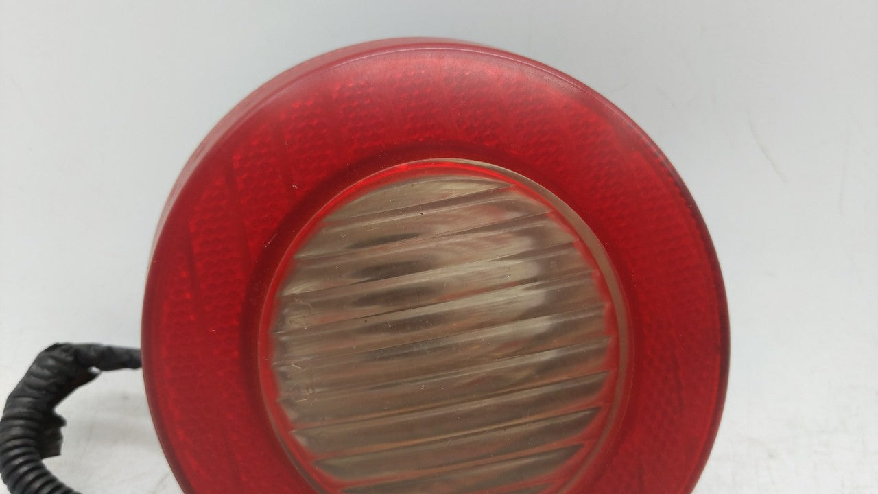 2009 Chevrolet Cobalt Tail Light Assembly Passenger Right OEM P/N:16532542 25998288 Fits Fits 2005 2006 2007 2008 2010 OEM U