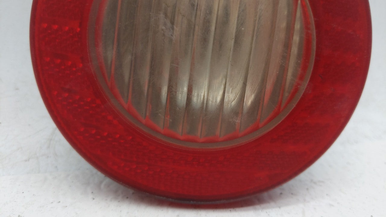 2009 Chevrolet Cobalt Tail Light Assembly Passenger Right OEM P/N:16532542 25998288 Fits Fits 2005 2006 2007 2008 2010 OEM U