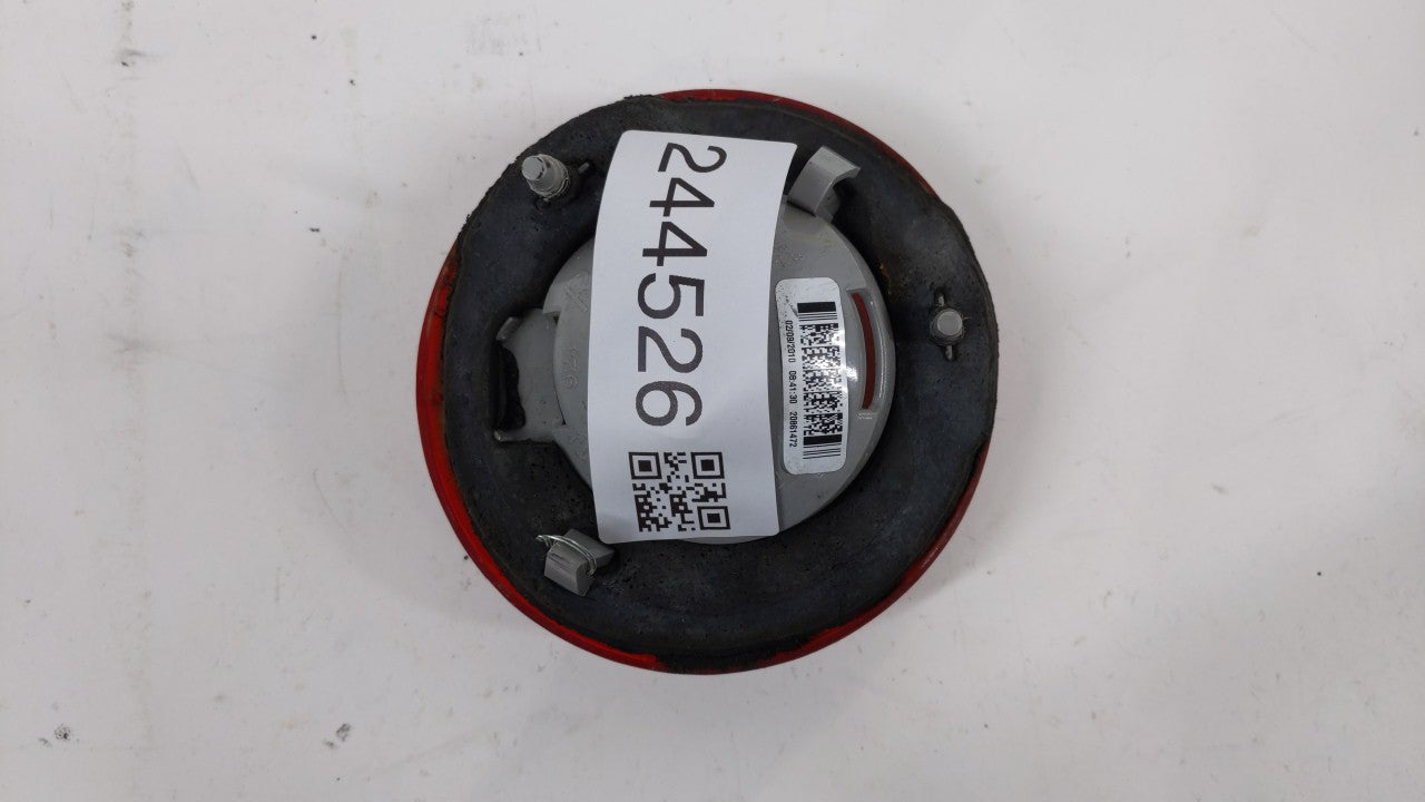 2009 Chevrolet Cobalt Tail Light Assembly Passenger Right OEM P/N:16532542 25998288 Fits Fits 2005 2006 2007 2008 2010 OEM U