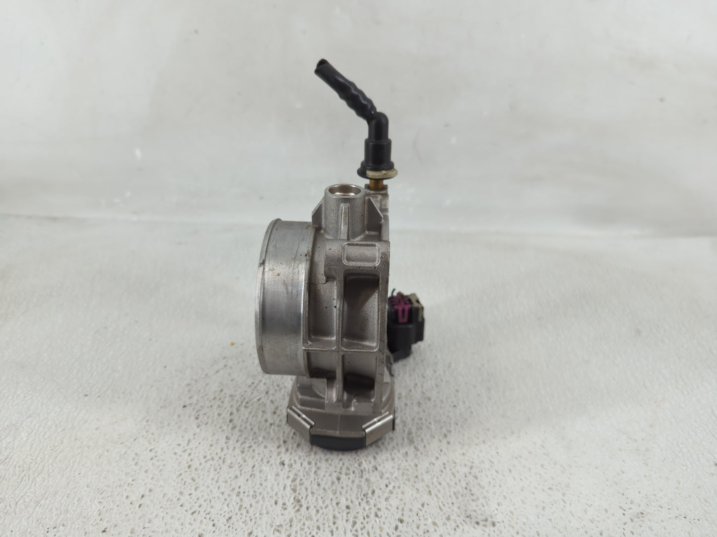 2008-2012 Chevrolet Colorado Throttle Body P/N:1288AA438AA A244JA4133B Fits Fits 2008 2009 2010 2011 2012 OEM Used Auto Part