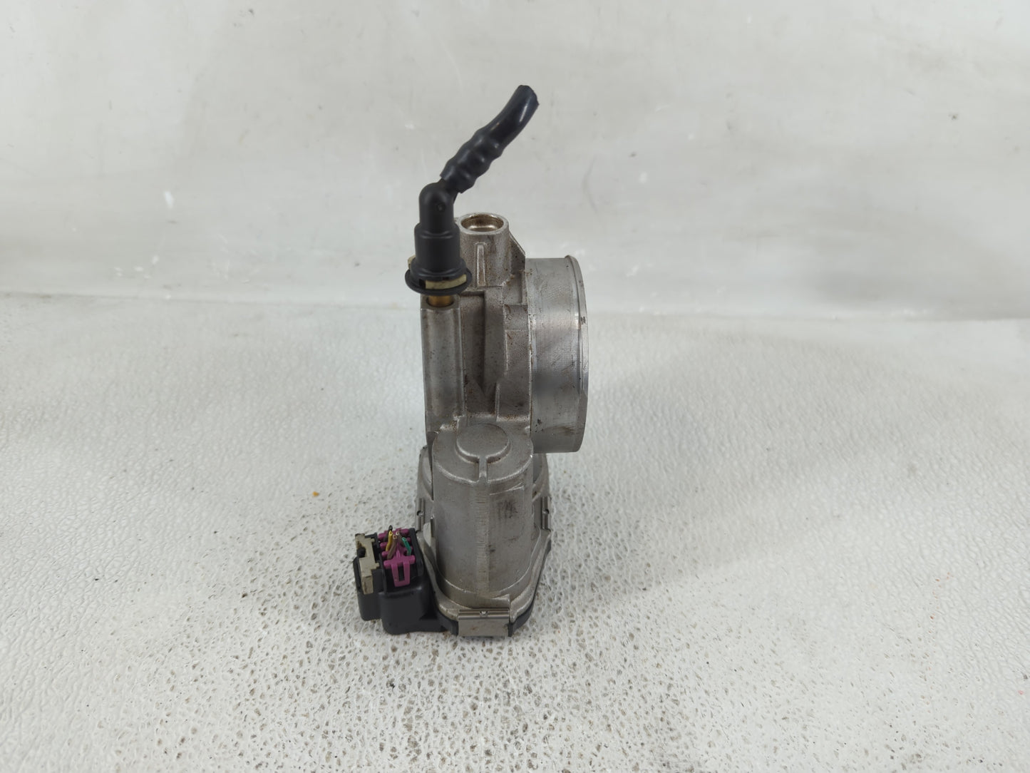 2008-2012 Chevrolet Colorado Throttle Body P/N:1288AA438AA A244JA4133B Fits Fits 2008 2009 2010 2011 2012 OEM Used Auto Part