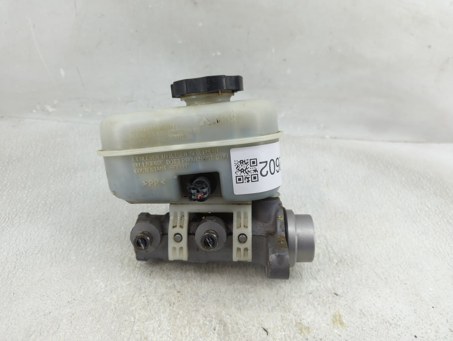 2009-2012 Chevrolet Colorado Brake Master Cylinder - Oemusedautoparts1.com