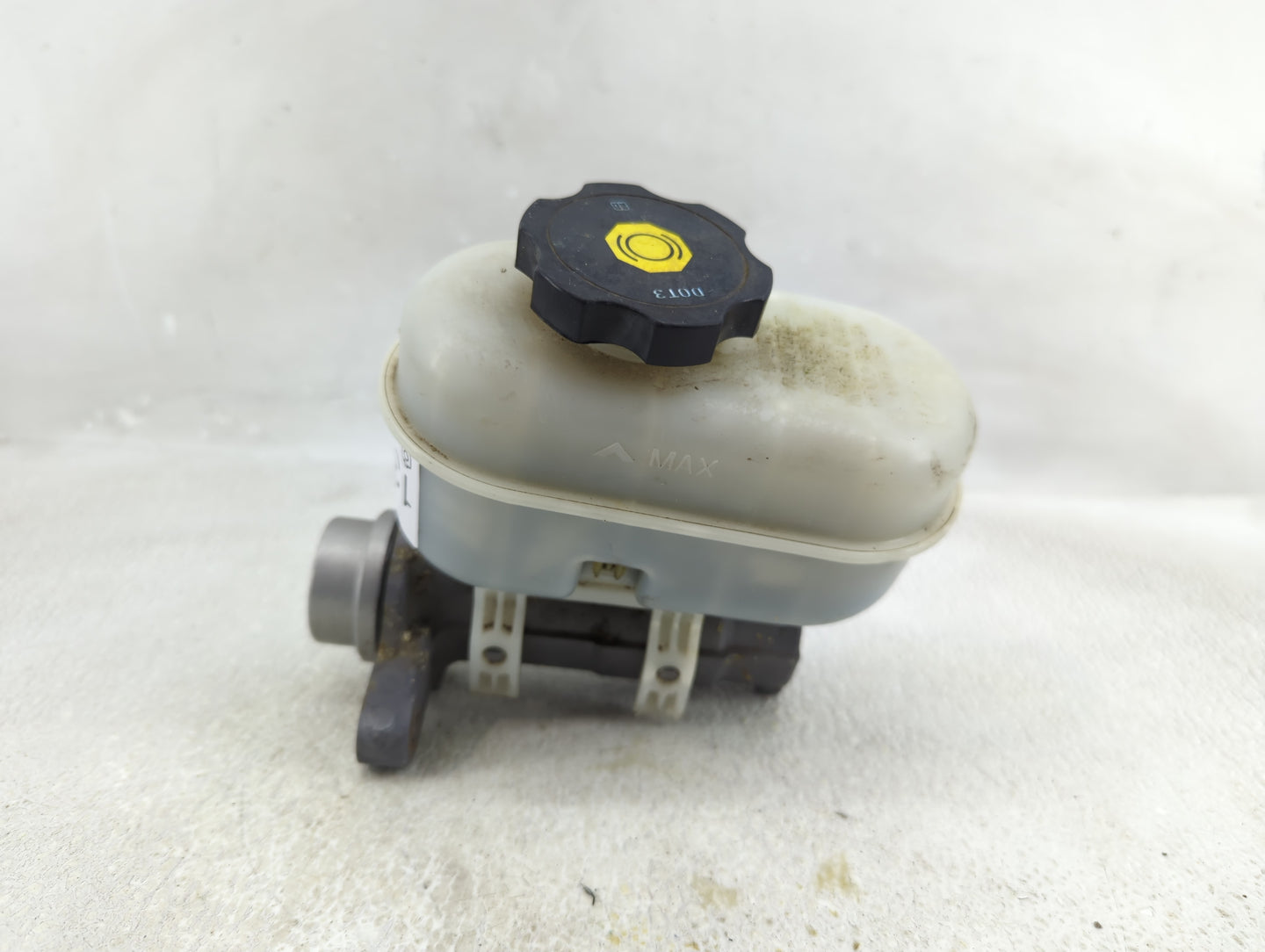 2009-2012 Chevrolet Colorado Brake Master Cylinder - Oemusedautoparts1.com
