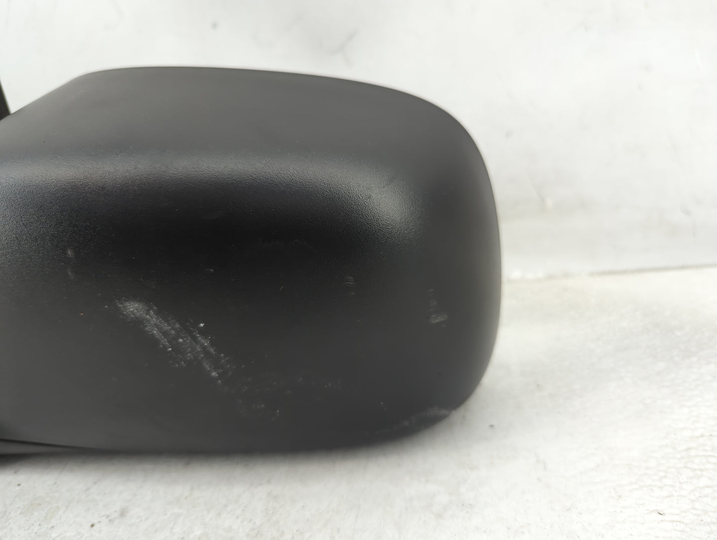 2004-2012 Chevrolet Colorado Driver Side View Mirror - Left Door Mirror OEM Used - Oemusedautoparts1.com