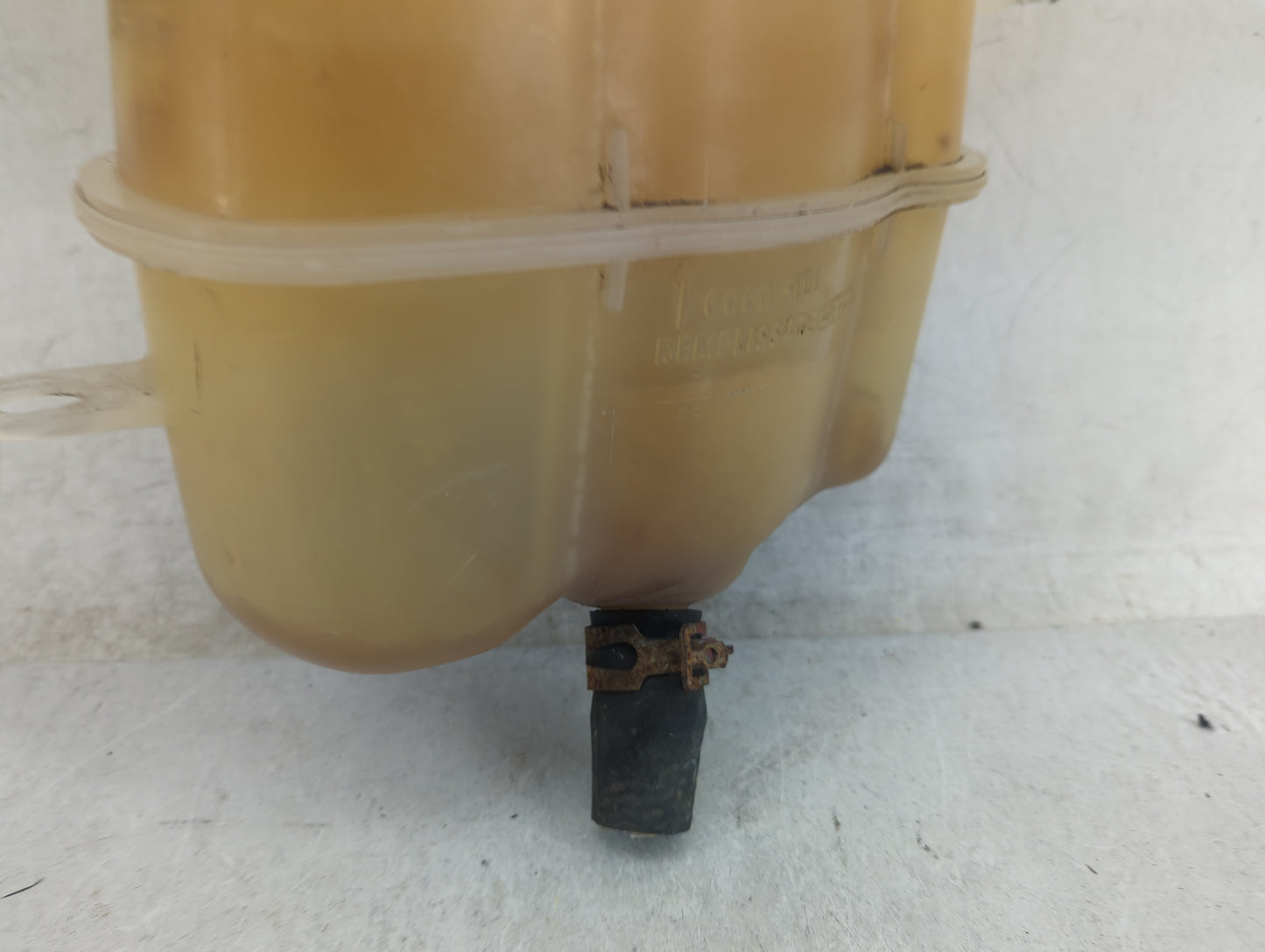 2006 Chevrolet Equinox Radiator Coolant Overflow Expansion Tank Bottle - Oemusedautoparts1.com