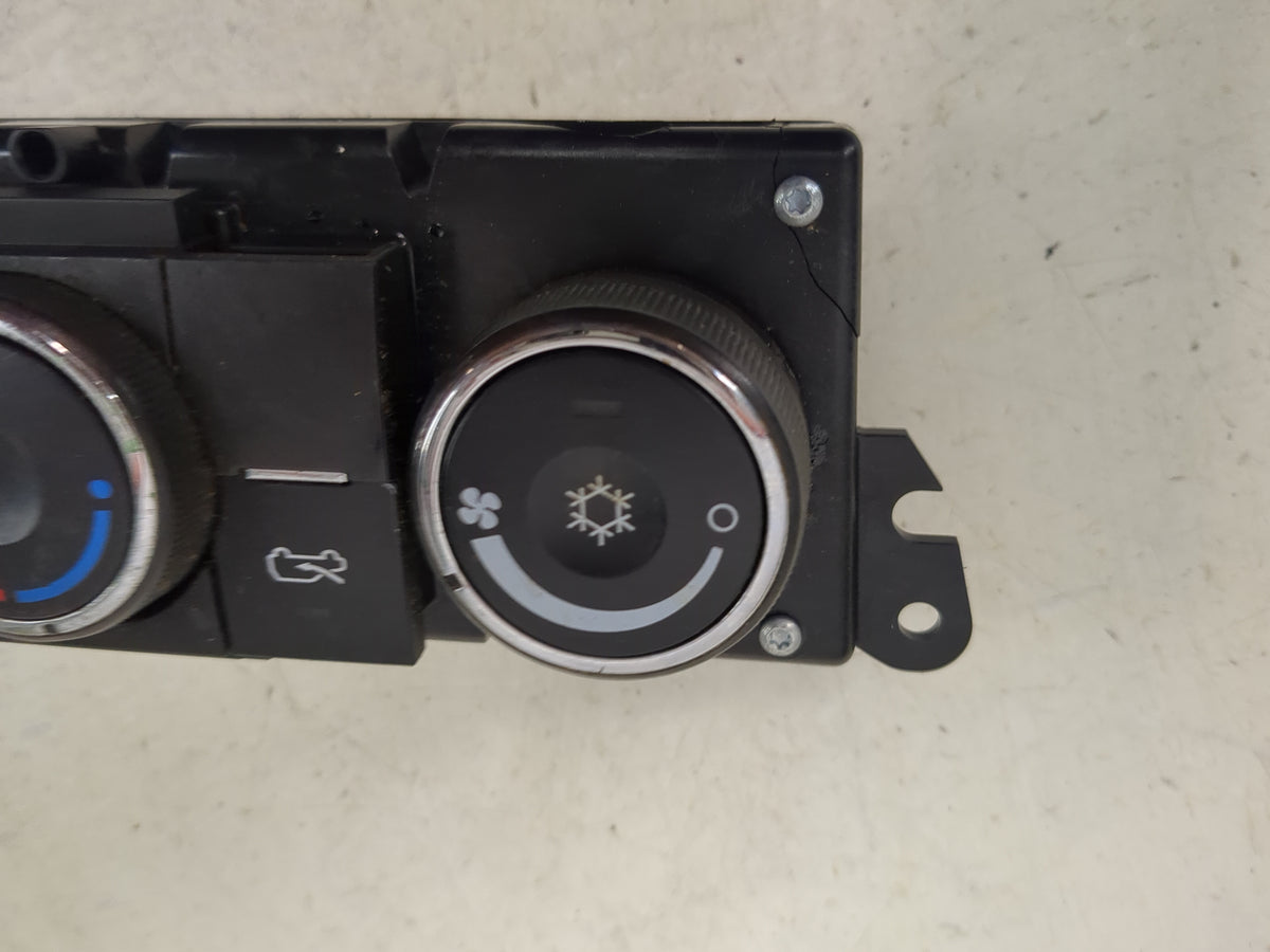 2007-2009 Chevrolet Equinox Climate Control Module Temperature AC/Heater Replacement P/N:25976028 20T3860280809045030AW Fits