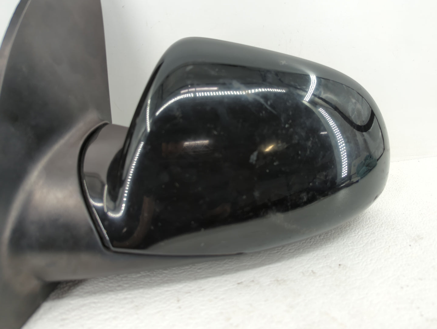 2005-2009 Chevrolet Equinox Driver Side View Mirror - Left Door Mirror OEM Used - Oemusedautoparts1.com