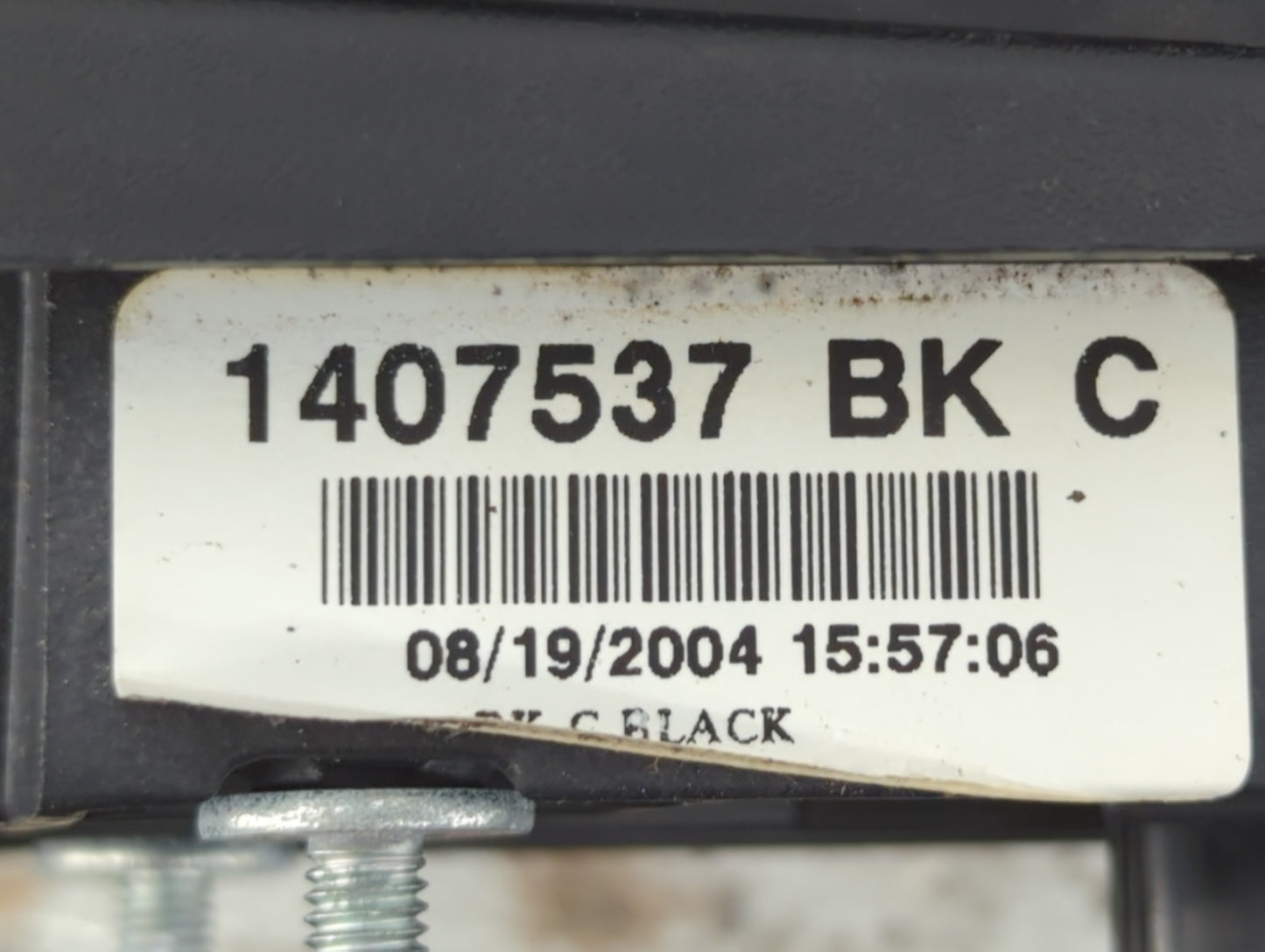 2005-2009 Chevrolet Equinox Driver Side View Mirror - Left Door Mirror OEM Used - Oemusedautoparts1.com