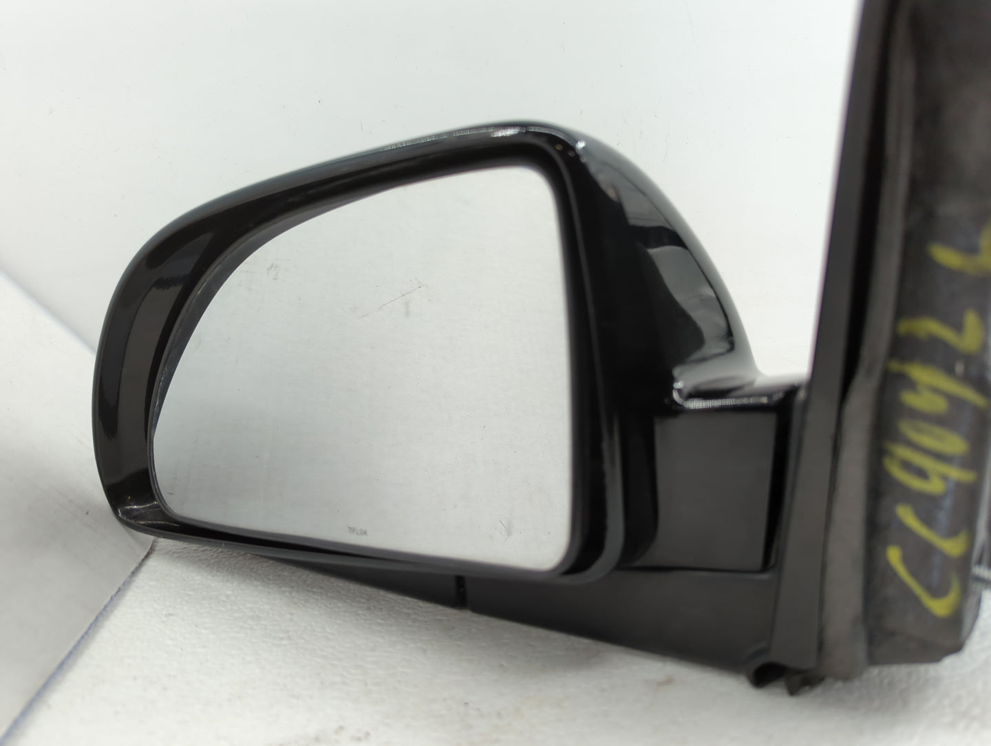 2005-2009 Chevrolet Equinox Driver Side View Mirror - Left Door Mirror OEM Used - Oemusedautoparts1.com