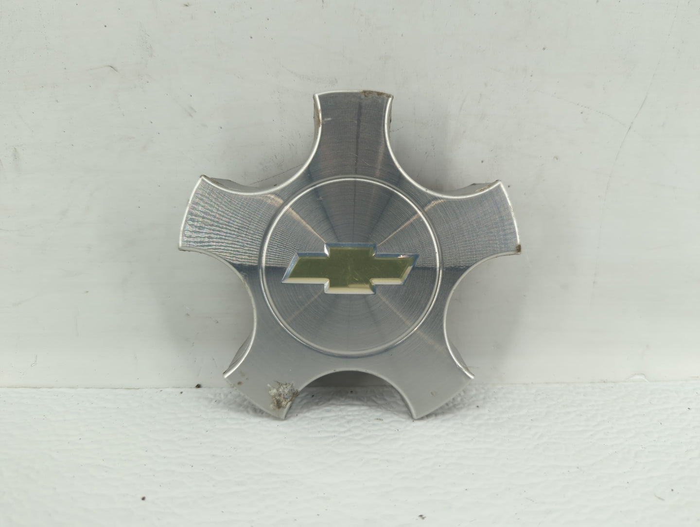 2009 Chevrolet Equinox Rim Wheel Center Cap Silver 448074 - Oemusedautoparts1.com