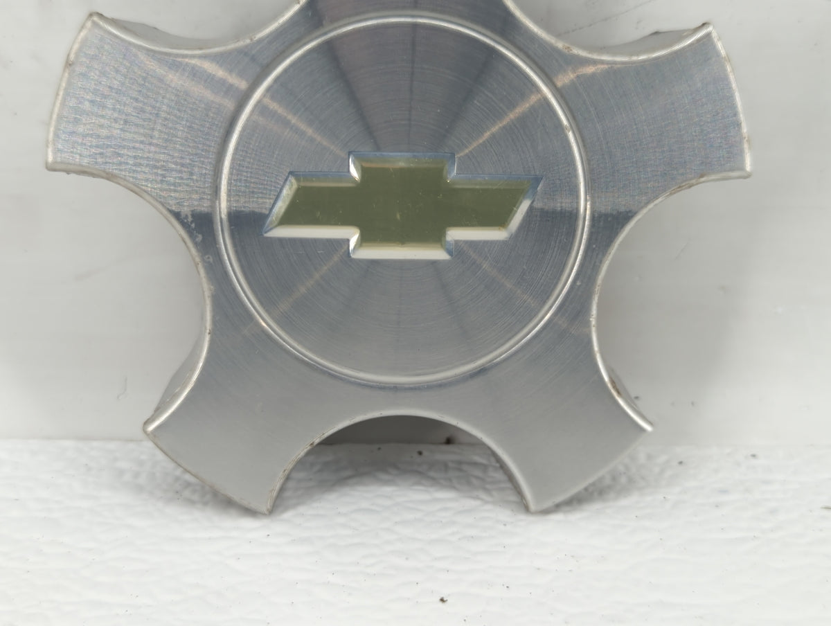 2009 Chevrolet Equinox Rim Wheel Center Cap Silver 448075 - Oemusedautoparts1.com