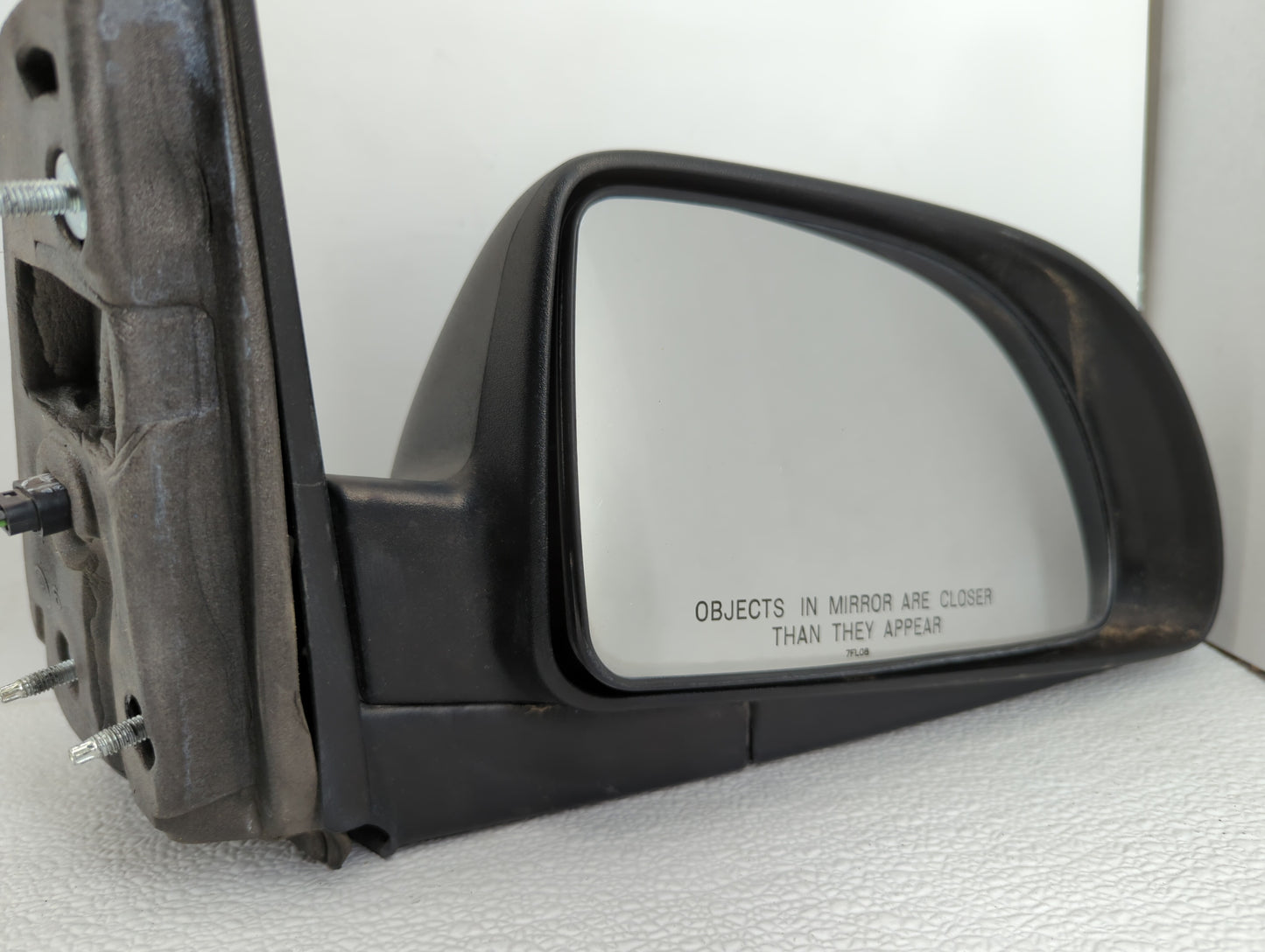 2005-2009 Chevrolet Equinox Passenger Side View Mirror - Right Door Mirror OEM Used - Oemusedautoparts1.com