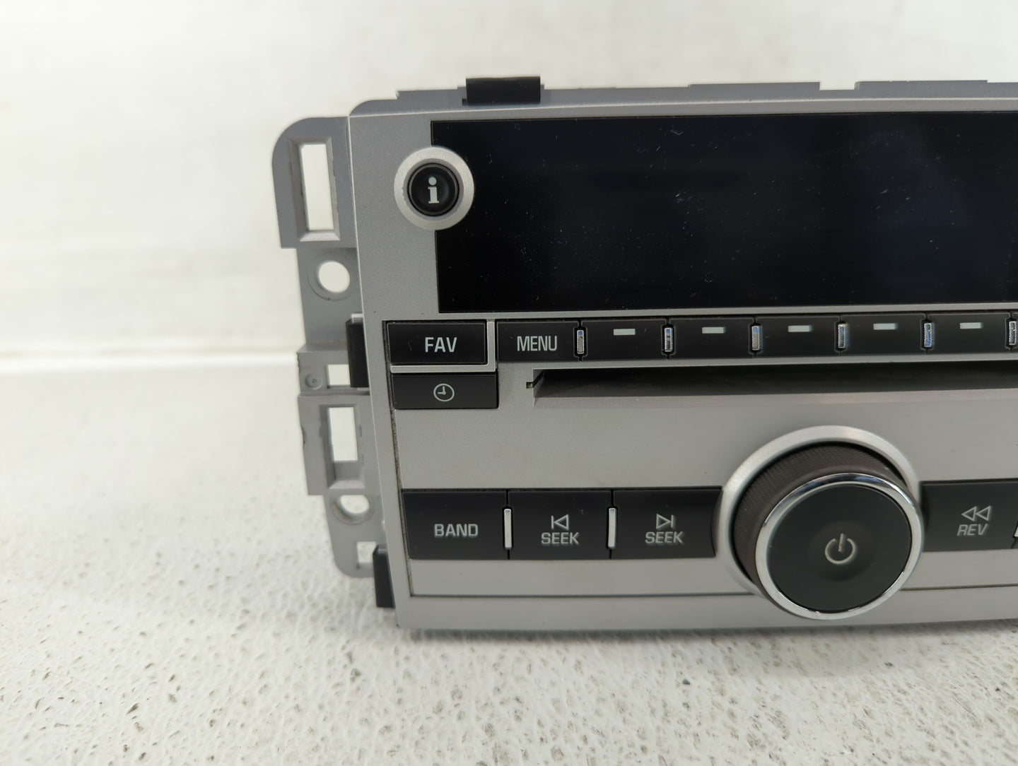 2009 Chevrolet Equinox Radio AM FM Cd Player Receiver Replacement P/N:25994581 Fits OEM Used Auto Parts - Oemusedautoparts1.