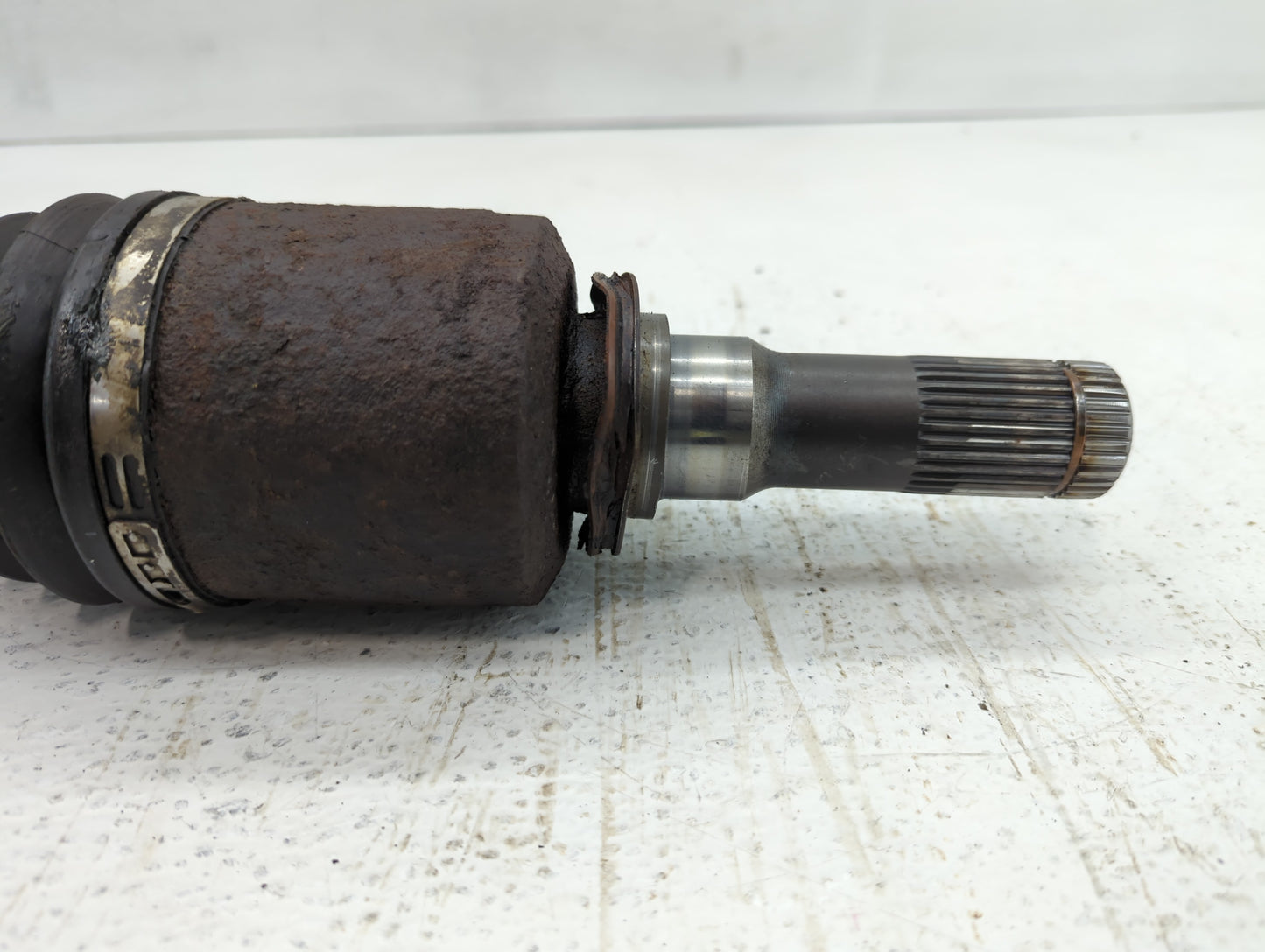 2007-2009 Chevrolet Equinox Axle Shaft Front Driver Cv C/v - Oemusedautoparts1.com