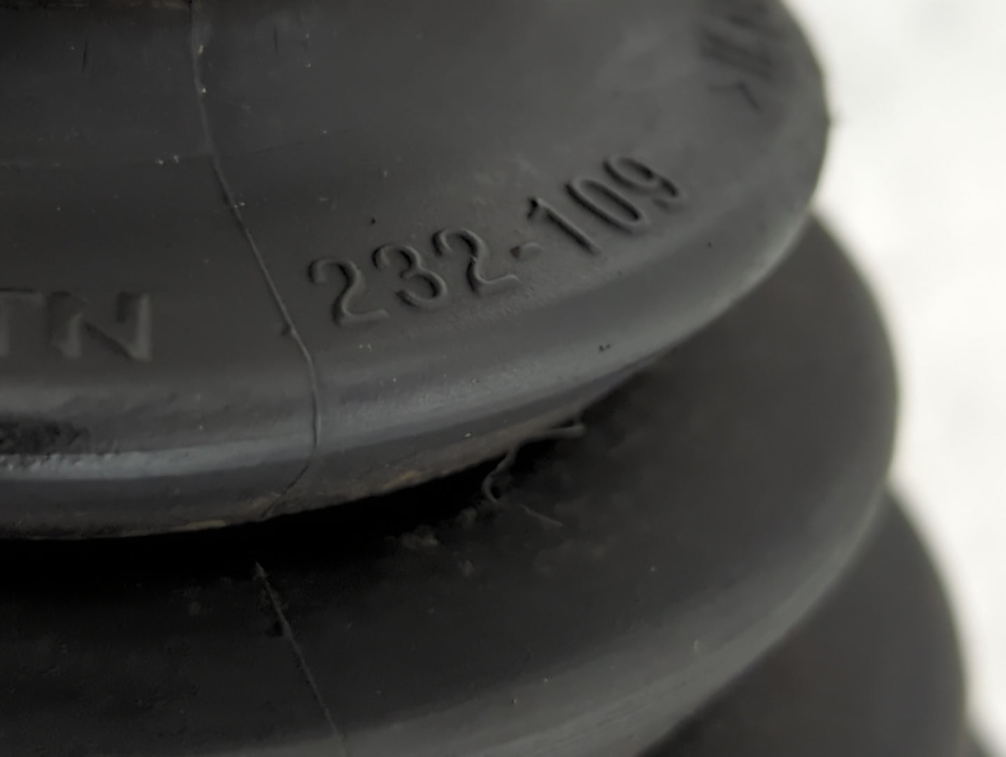 2007-2009 Chevrolet Equinox Axle Shaft Front Driver Cv C/v - Oemusedautoparts1.com