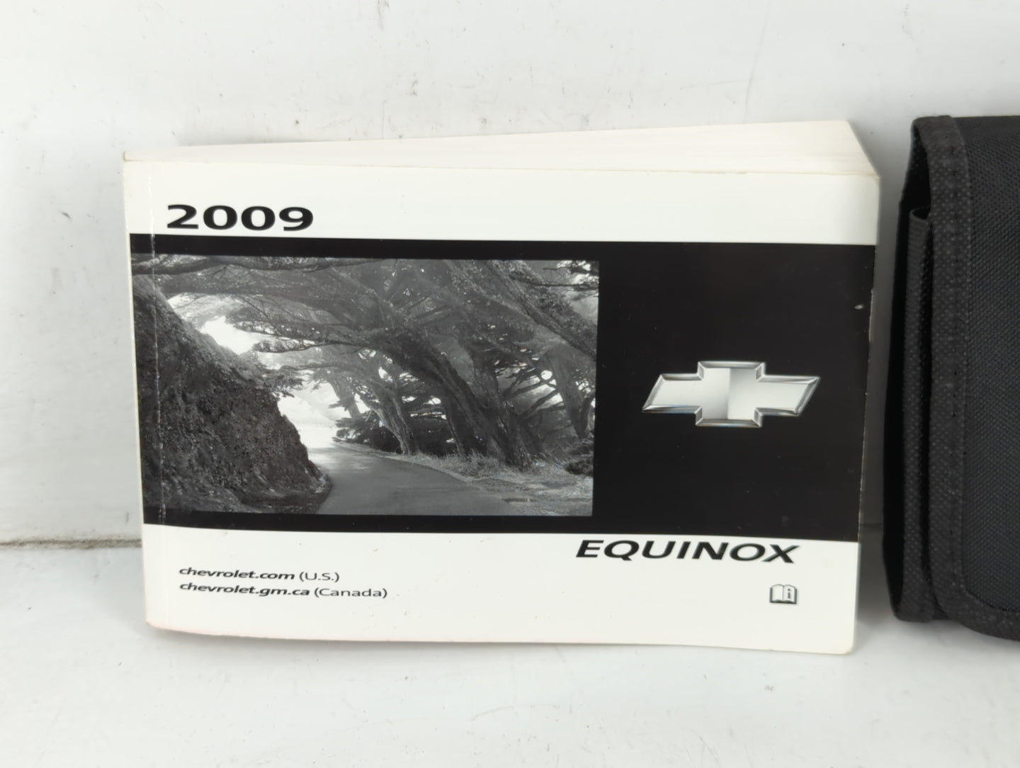 2009 Chevrolet Equinox Owners Manual Book Guide P/N:15910163 A OEM Used Auto Parts - Oemusedautoparts1.com
