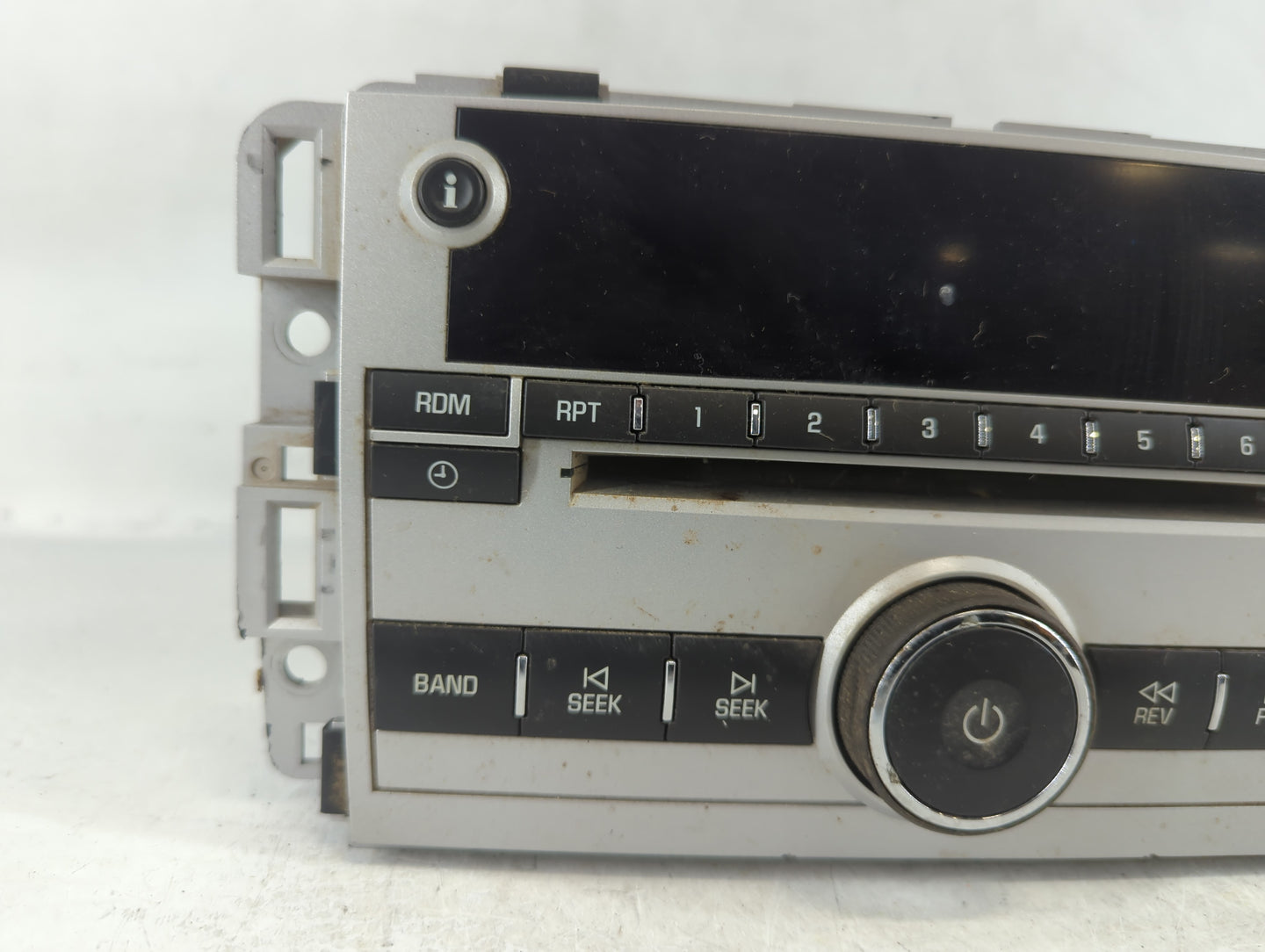 2009 Chevrolet Equinox Radio AM FM Cd Player Receiver Replacement P/N:25957001 Fits OEM Used Auto Parts - Oemusedautoparts1.